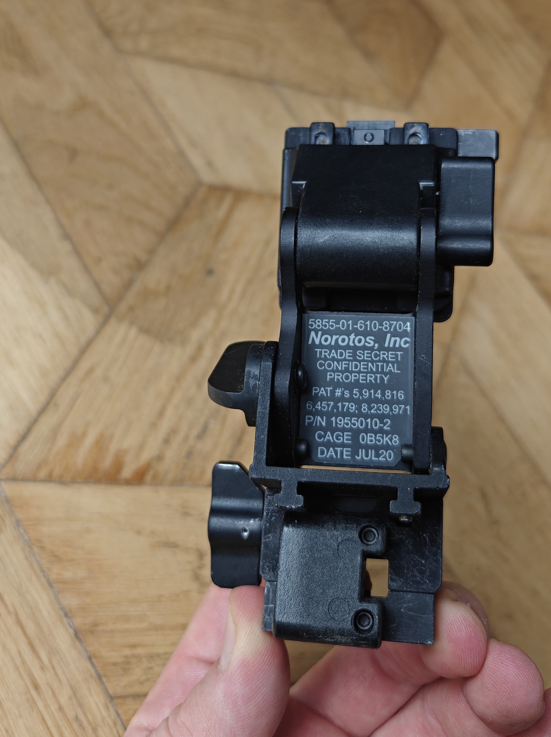 Ramię Norotos Rhino II NVG PVS noktowizor PVS-14