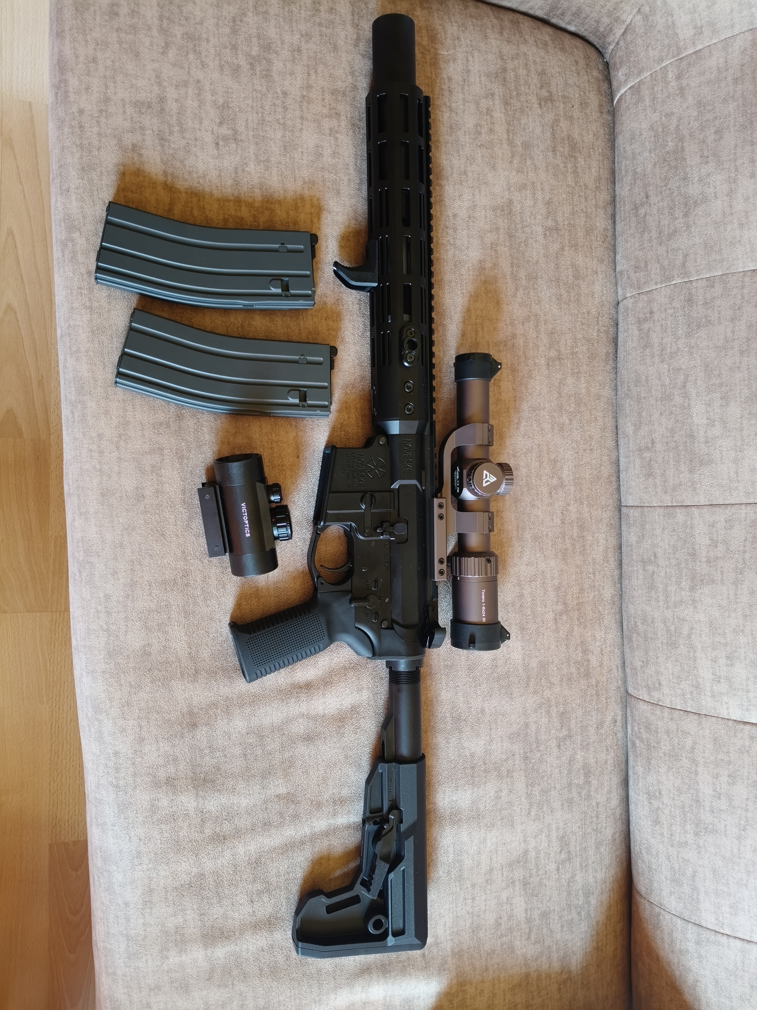 DE noveske N4