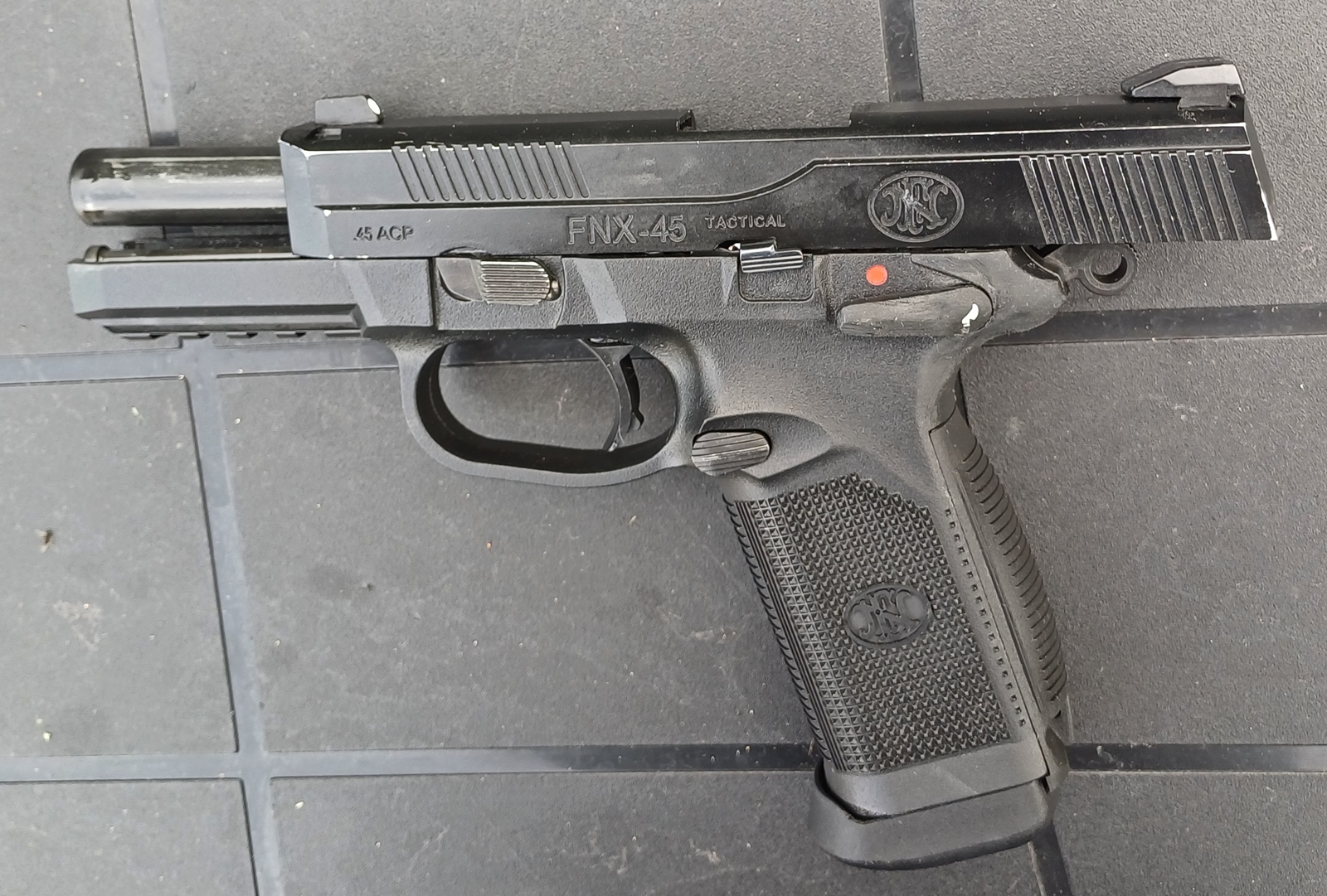 Cybergun / VFC - FN Herstal FNX-45 Civilian