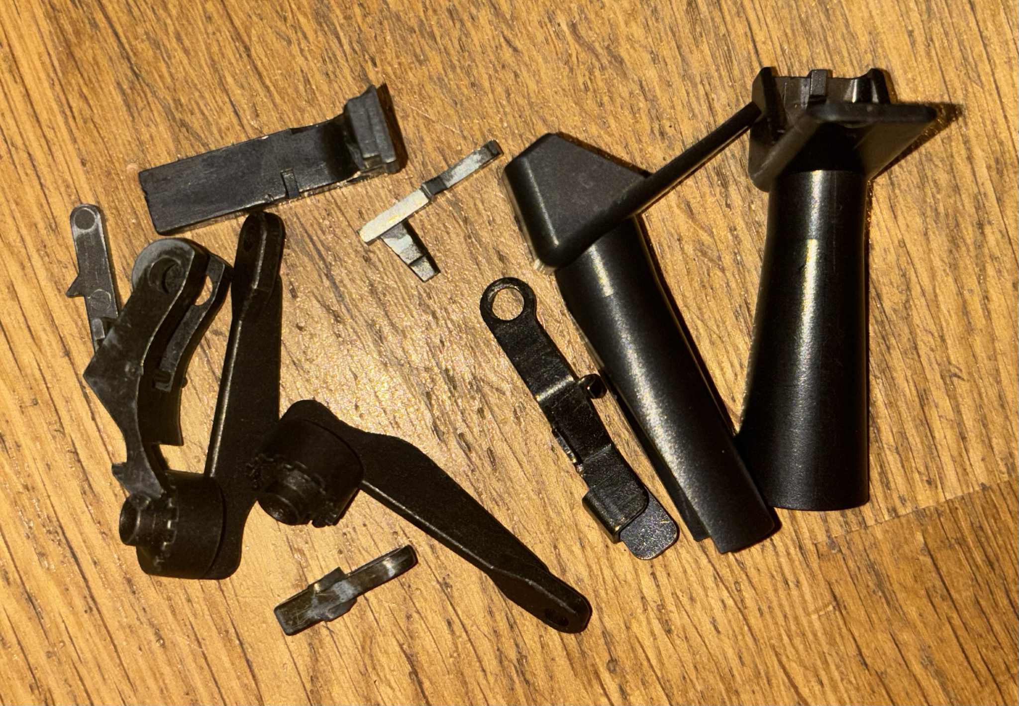 Glock 19+części od firmy Asg (Cena do dogadanai) (,,Oddam za grosze")