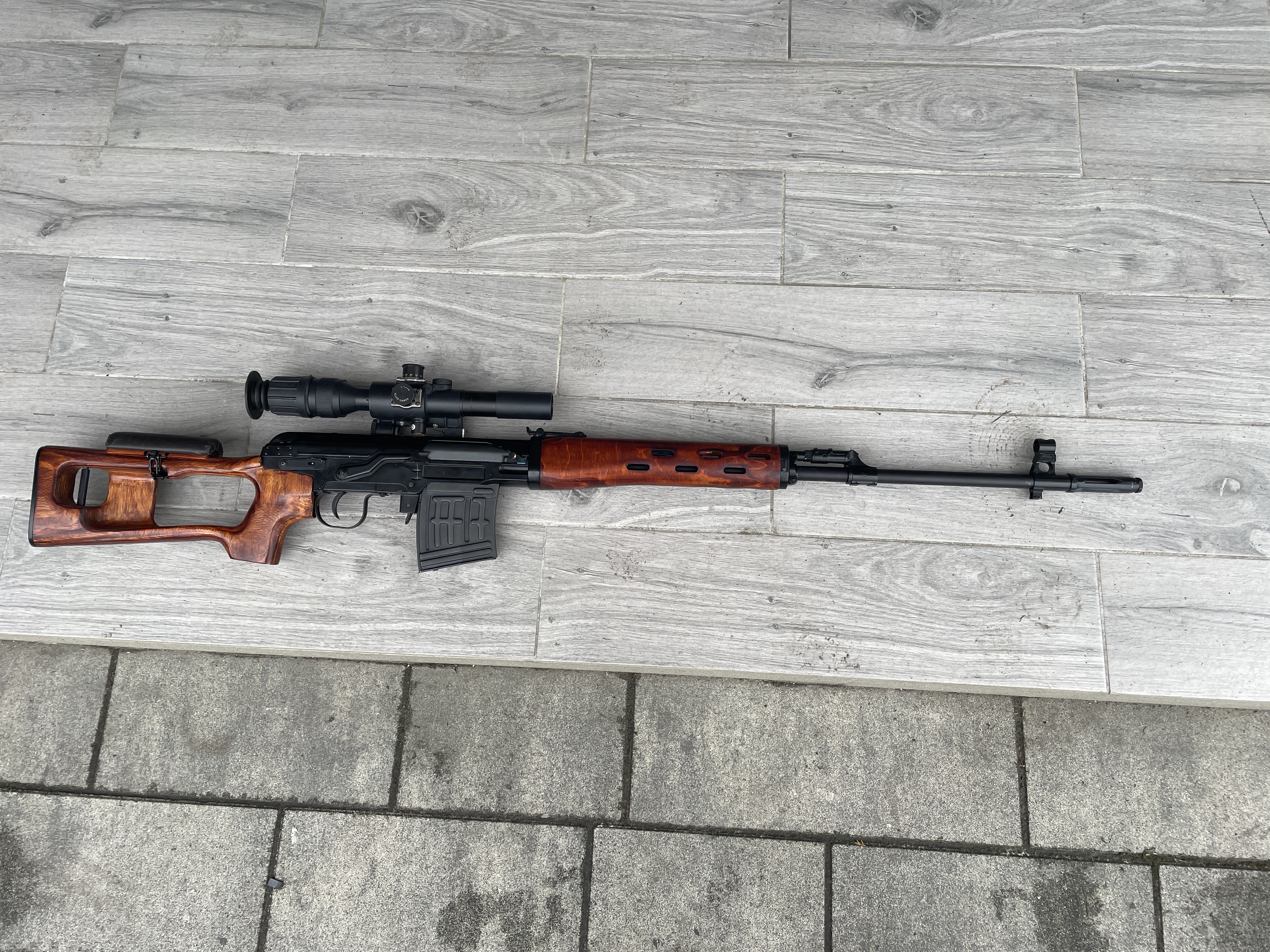 SVD A&K z lunetą PSO 1