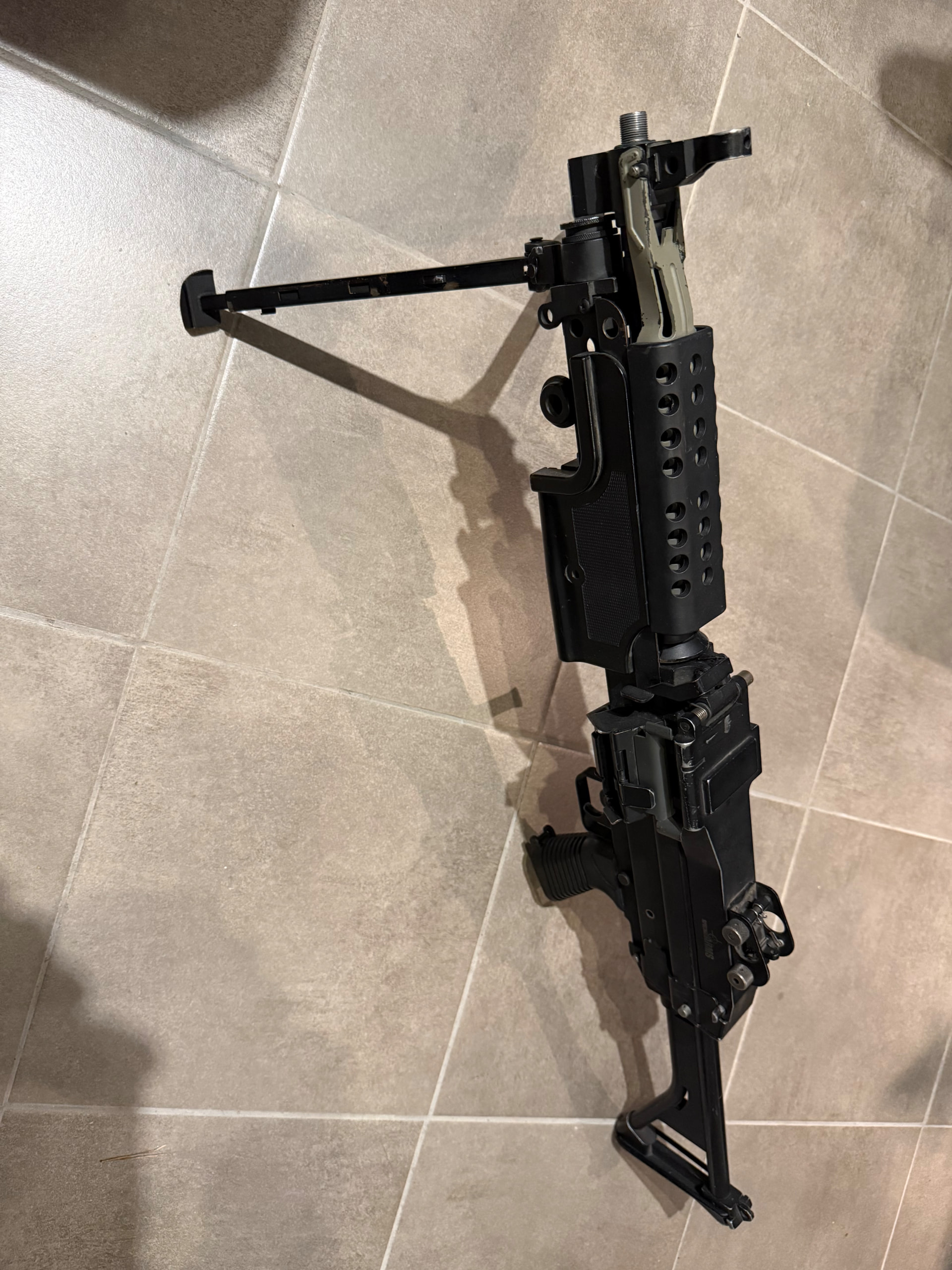Antyk Specna-Arms - wydmuszka M249