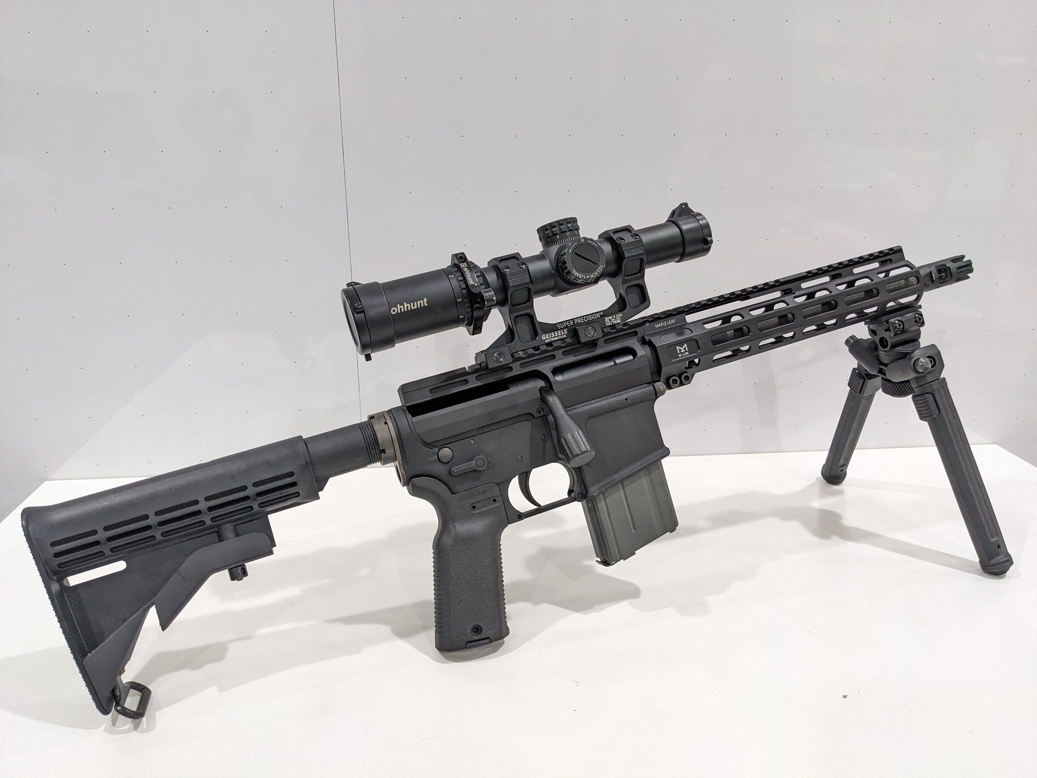 Bolt-Action gas-powered AR-15 replica