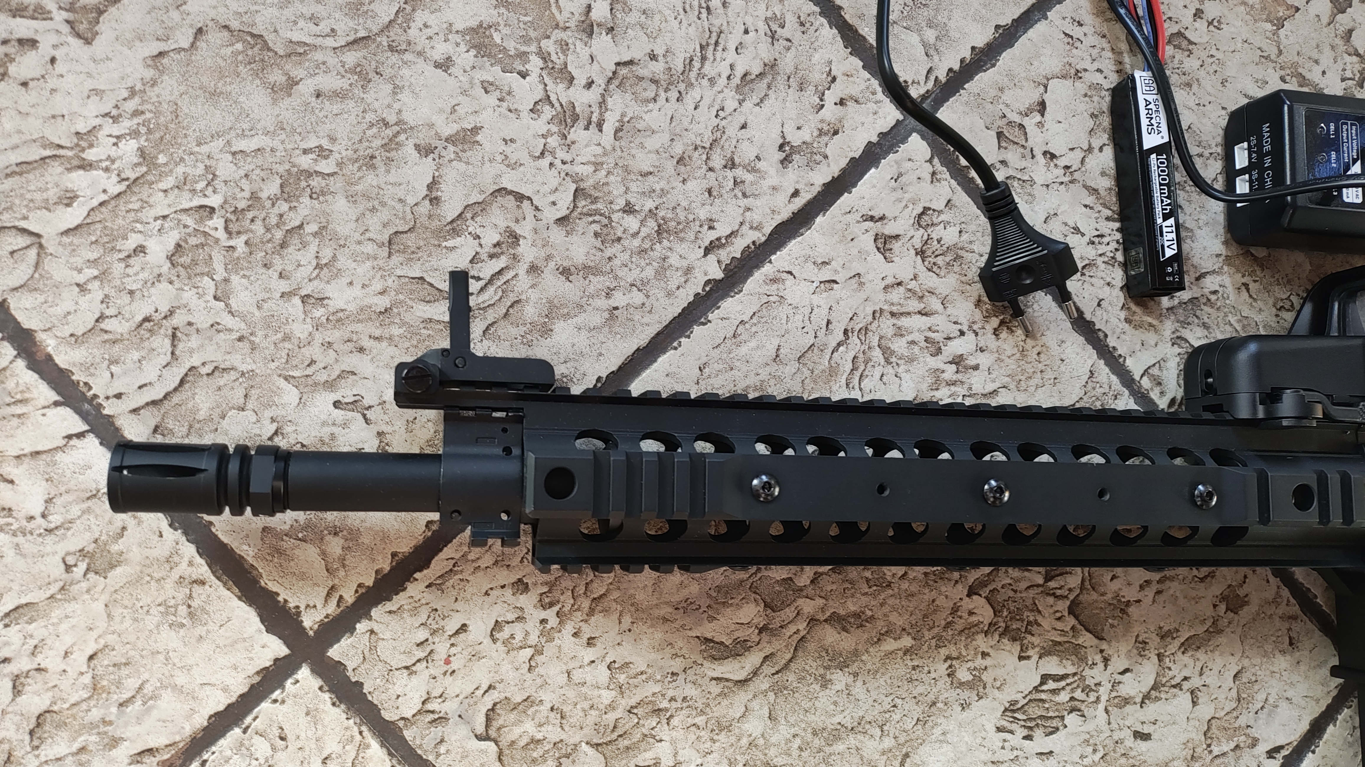 Specna Arms SA‑E36 Edge Kestrel ETU (AEG) + 5 magazynków, Li‑Po 11,1V, kolimator