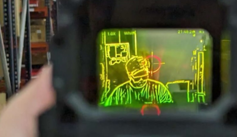 Strike Industries - Siclops by Hexion Tech