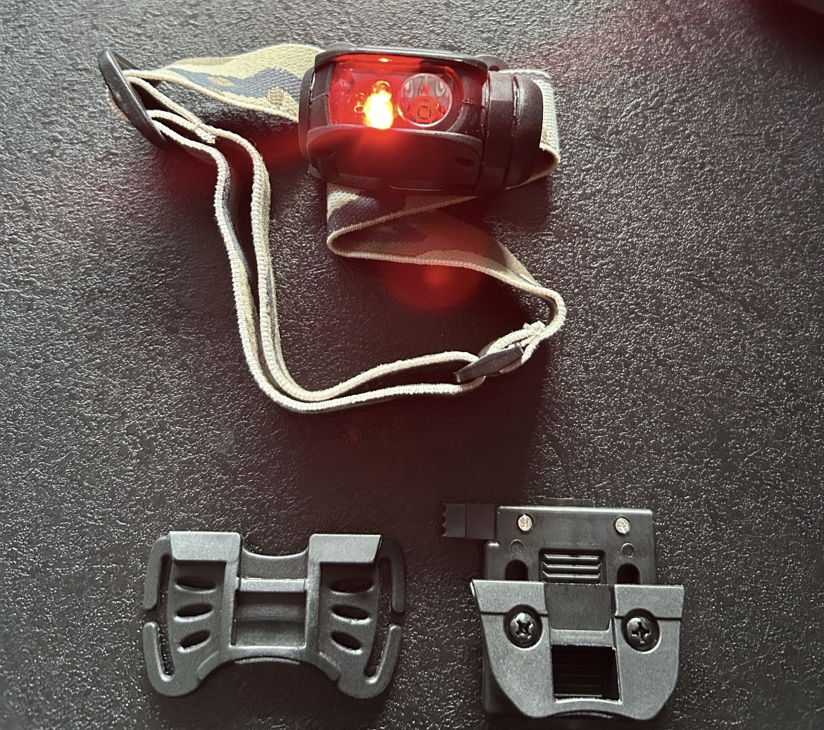 Latarka czołowa lub na hełm i czapkę cr123 z trybem IR NV