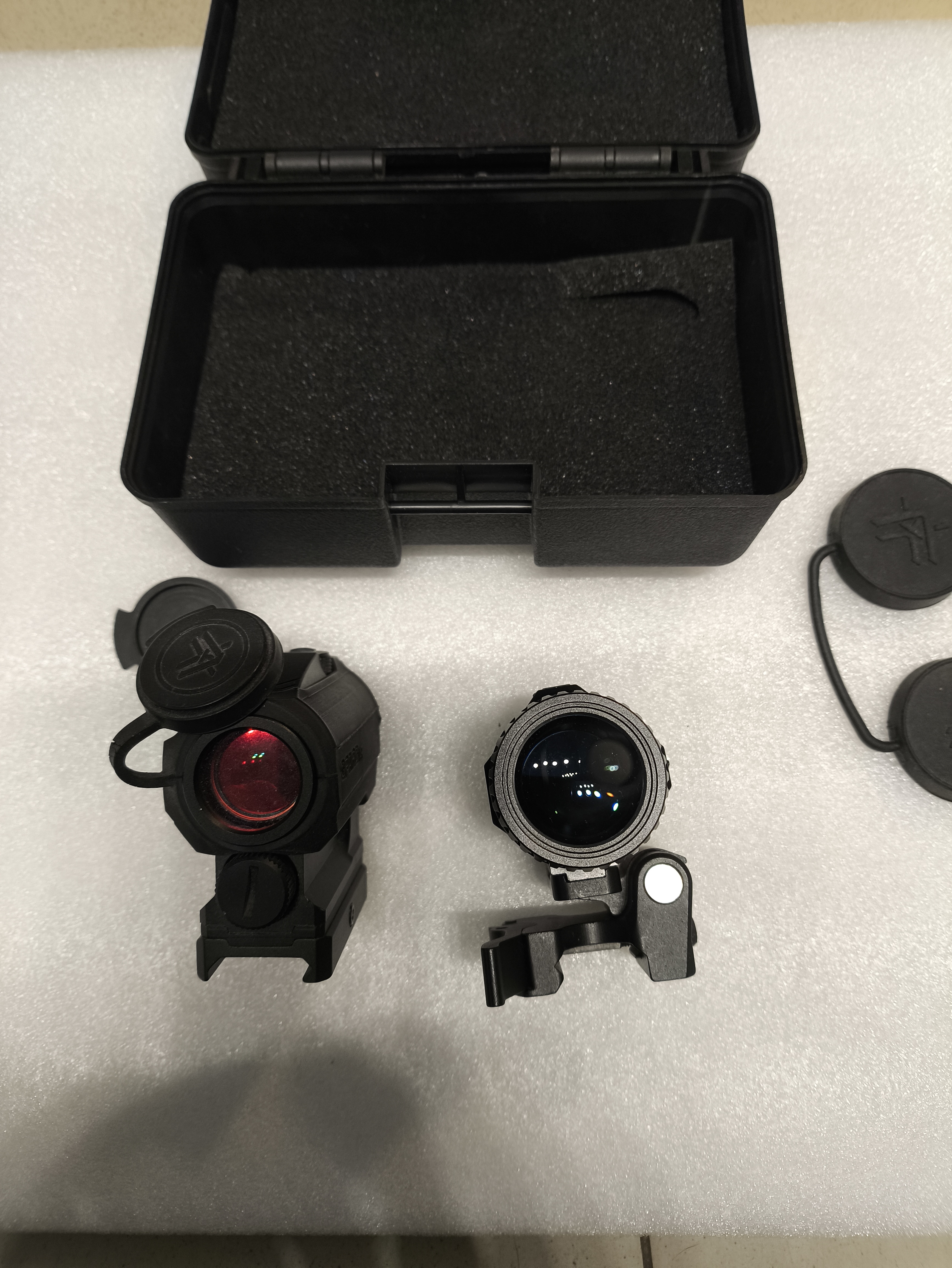 Kolimator+Magnifer x3 VORTEX.