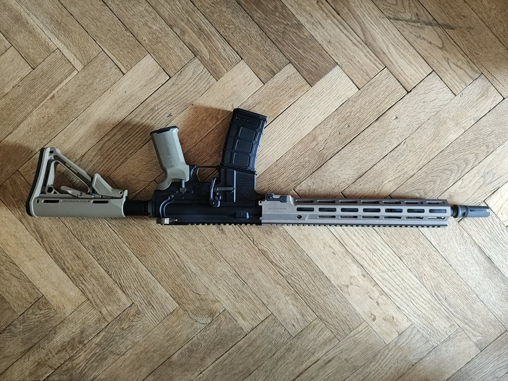 GHK AR15 URGI 14.5" GBBR + 7 magazynków, magpul furniture
