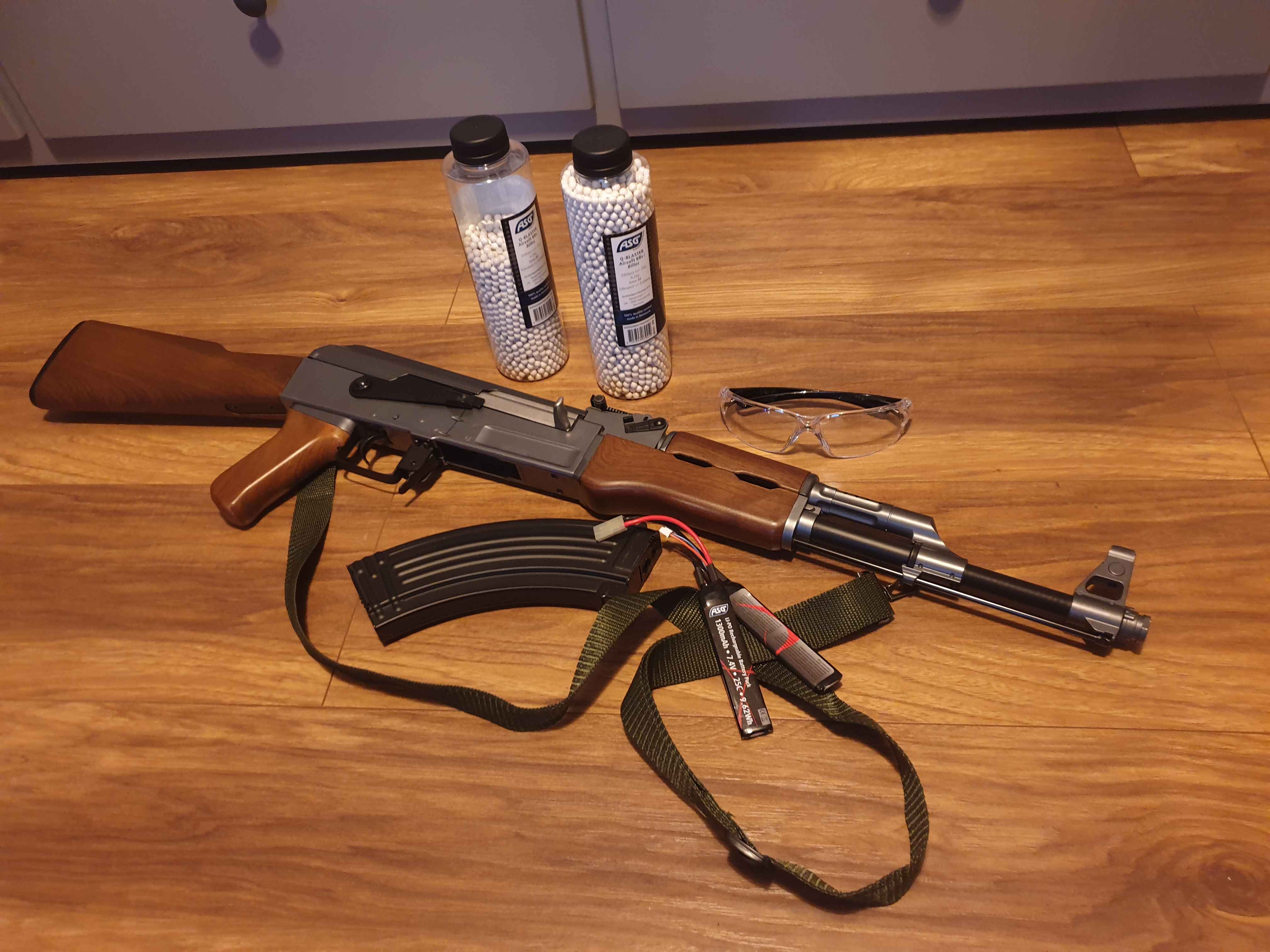 Zestaw AK-47 "CM-028"