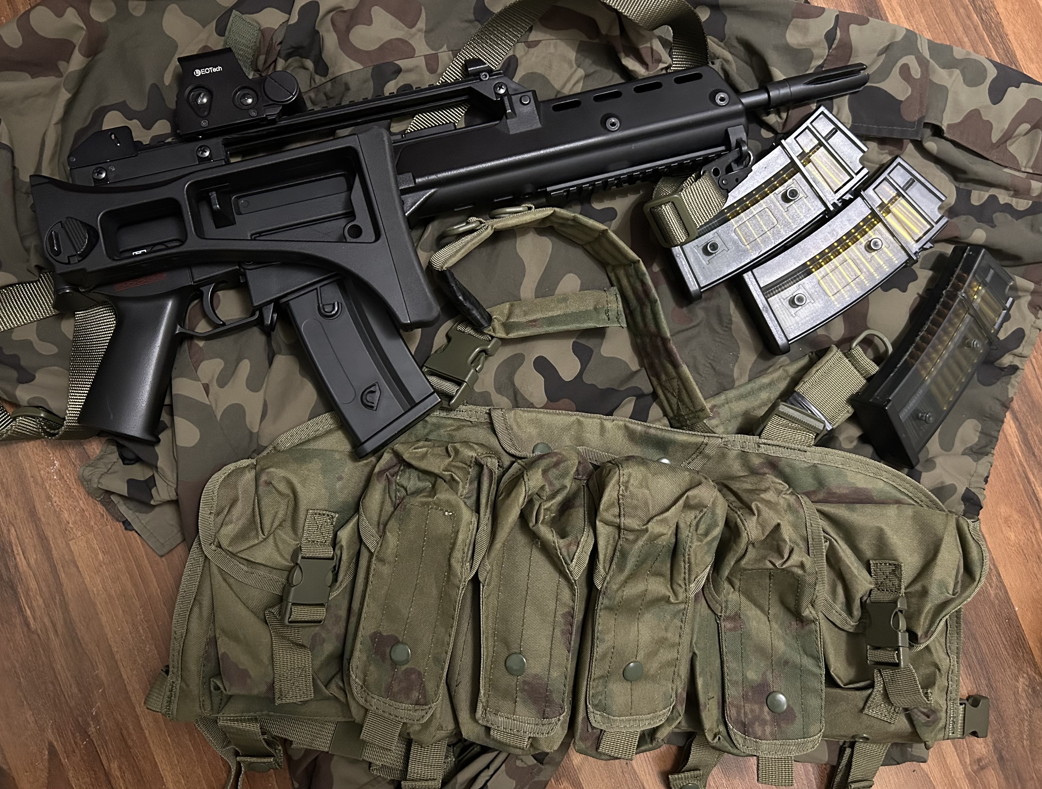 Zestaw g36k Kolimator EOTECH, magazynki, chest rig