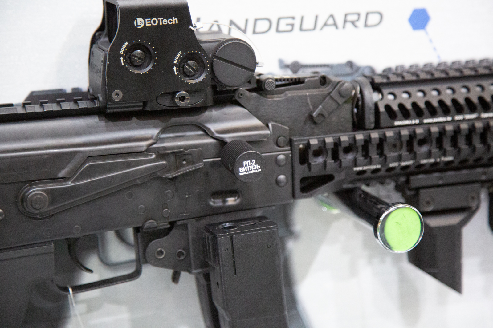 MOA 2019 LCT repliki Z