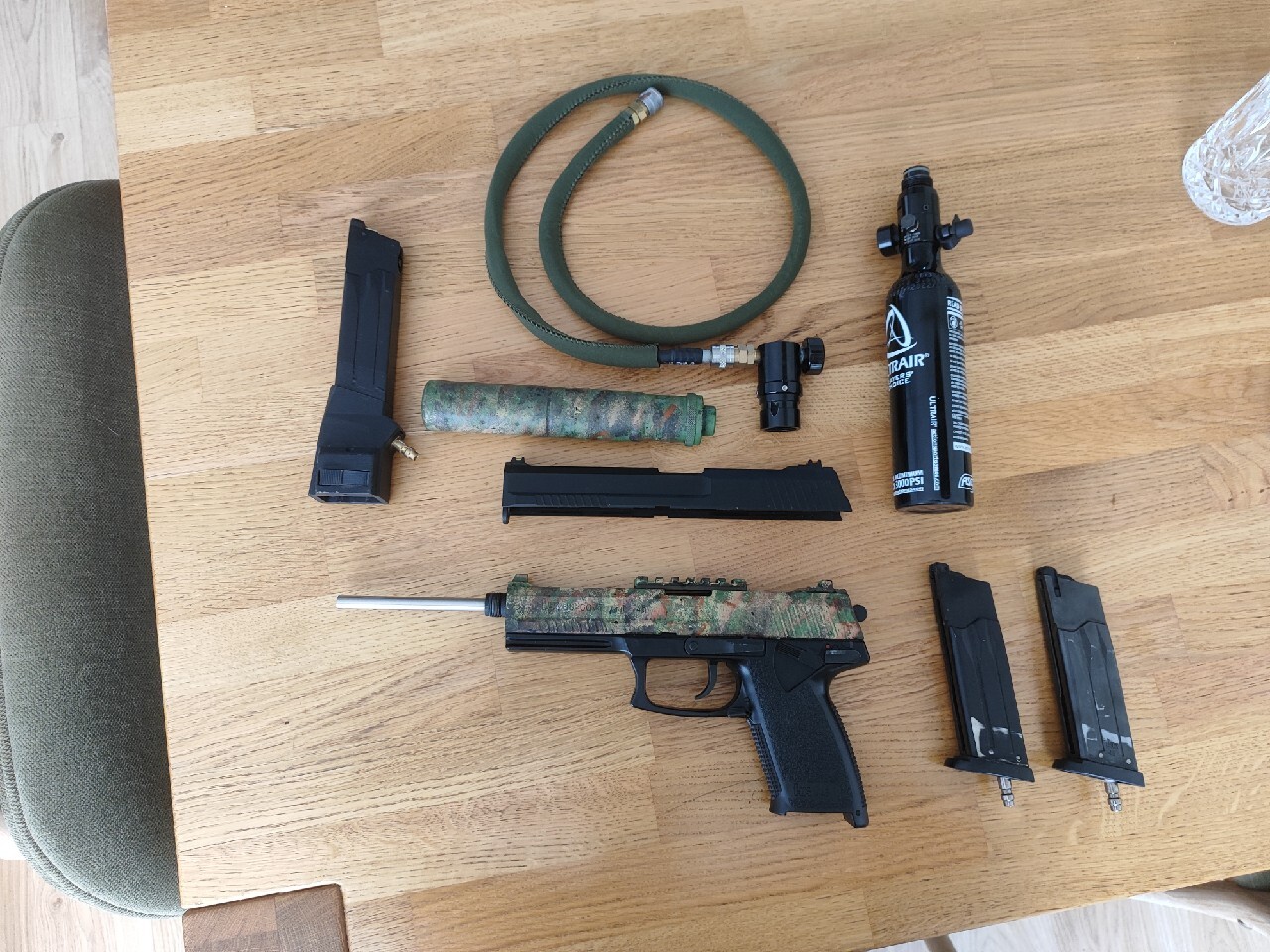 Zestaw HPA, Tokyo Marui MK23 + adapter, butla, wąż, reduktor, magi, zamek