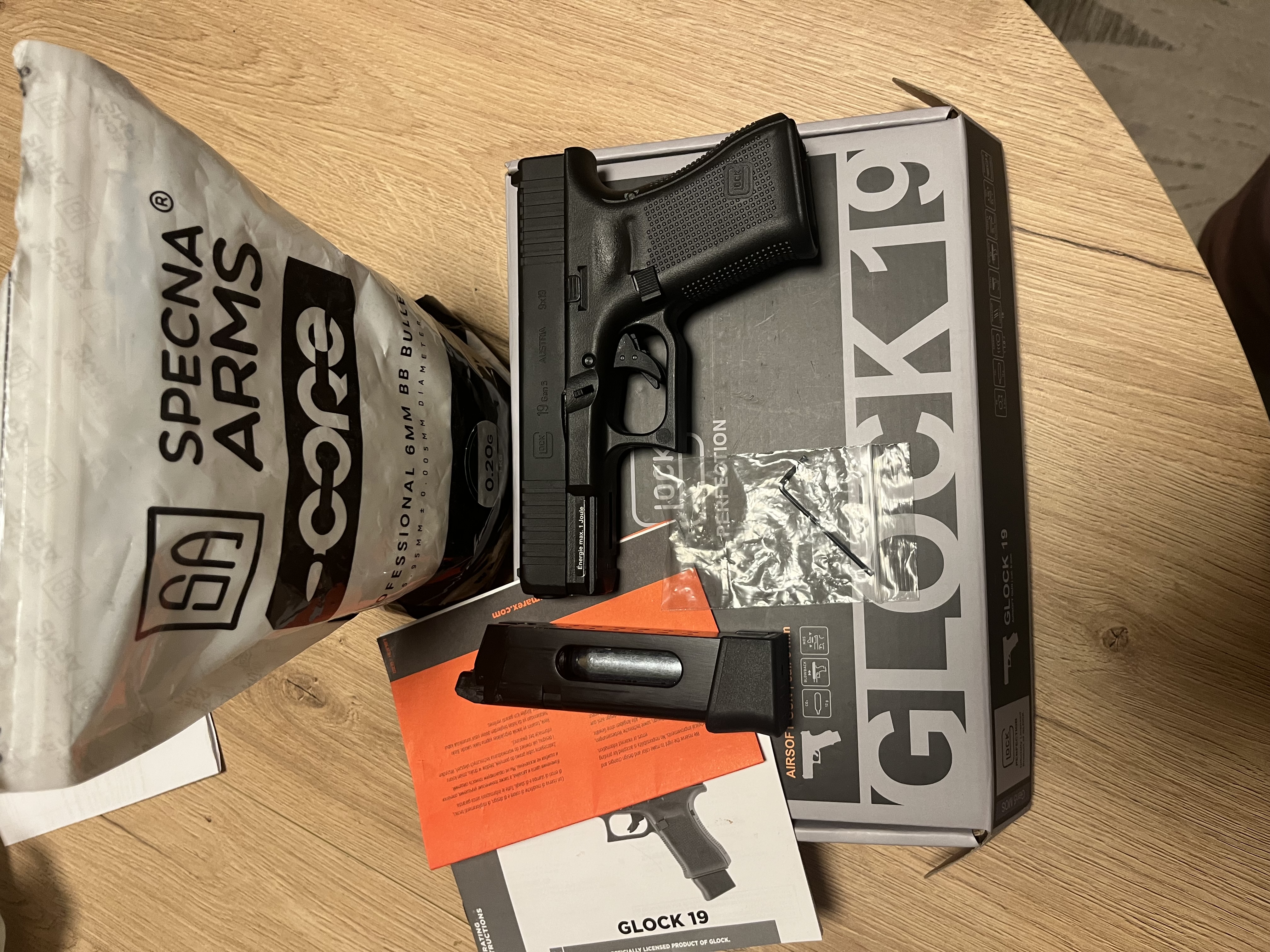 Replika glock 19 gen 5