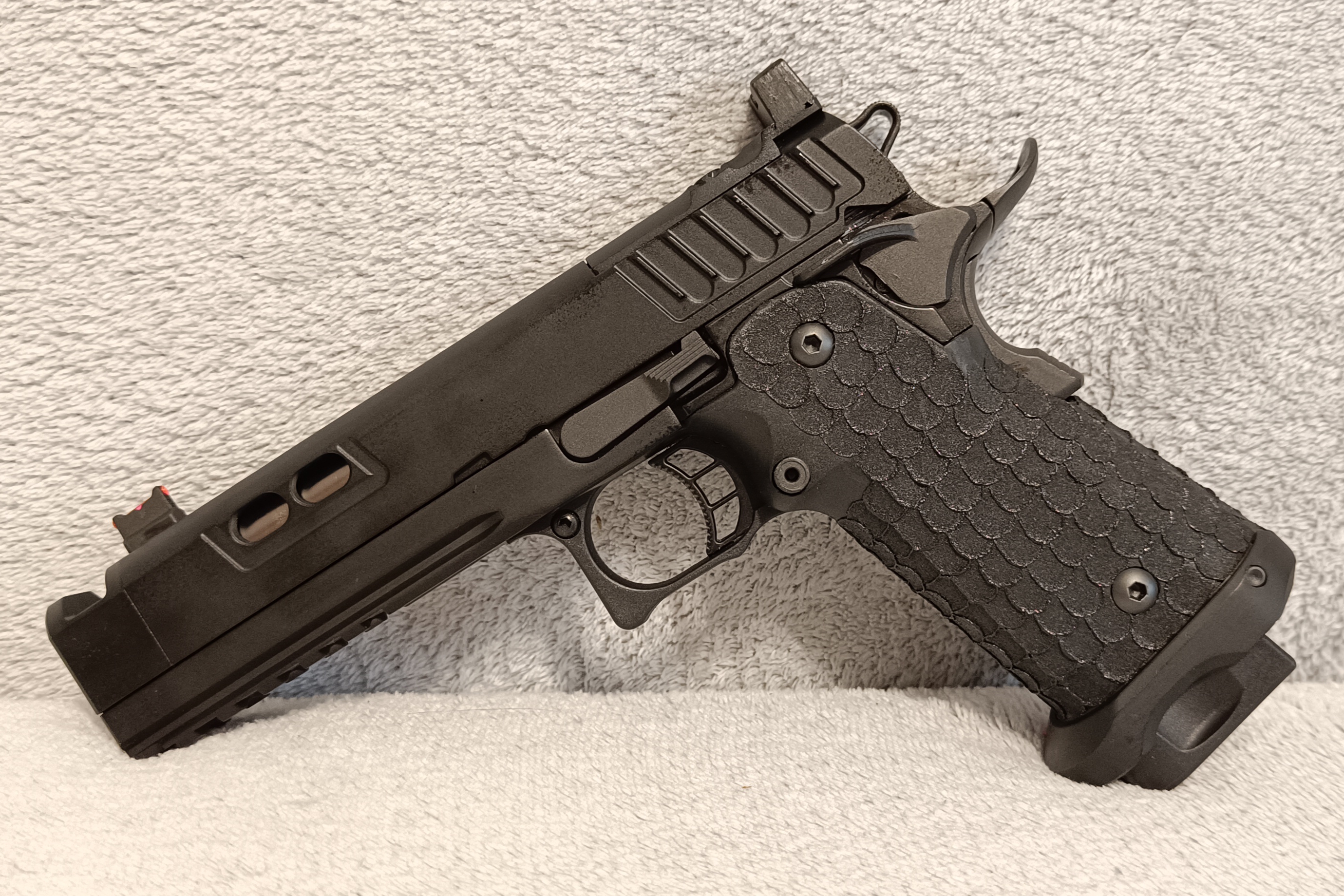 Army Armament R604