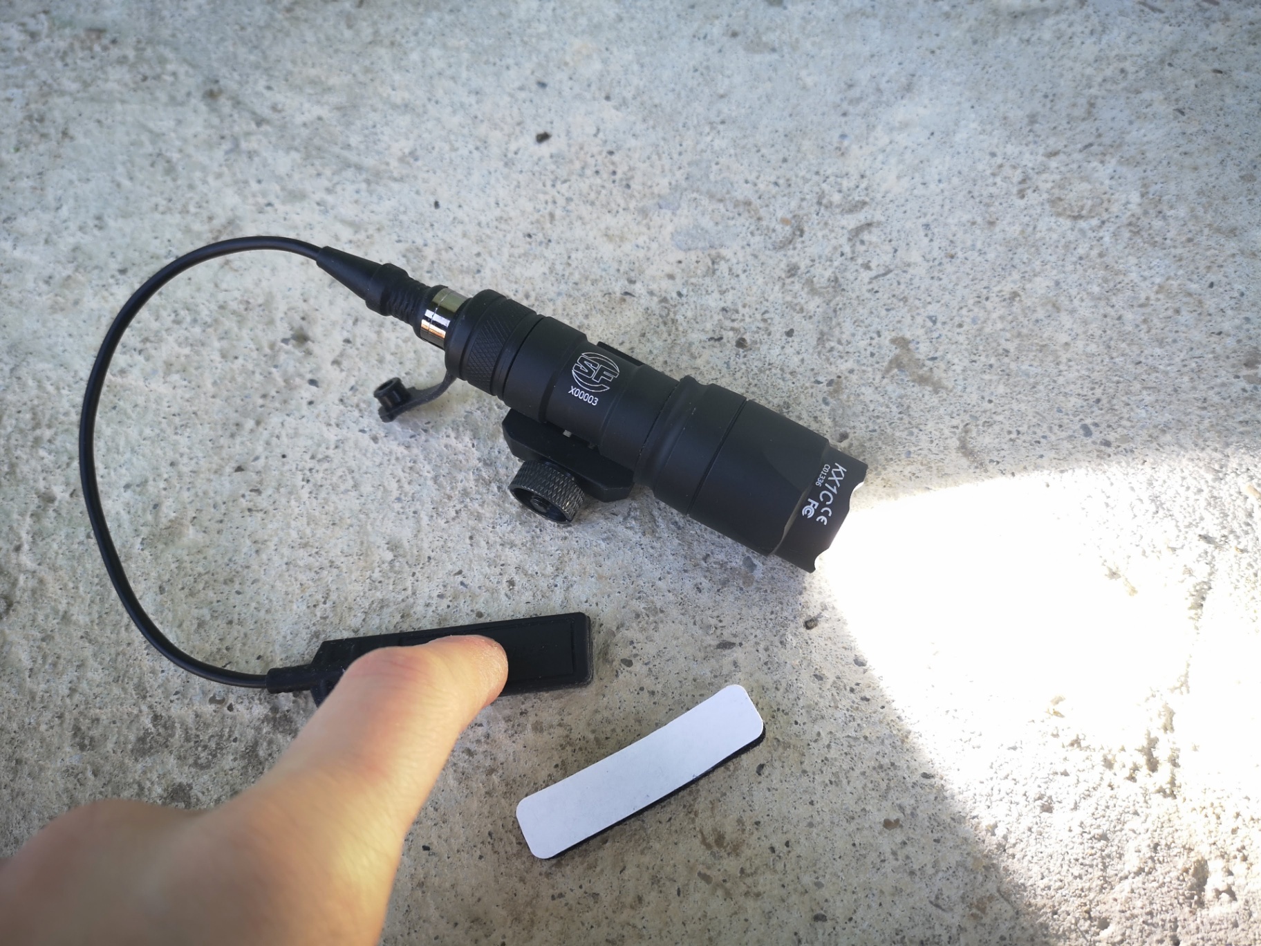 Latarka SureFire M300A włącznik żelowy