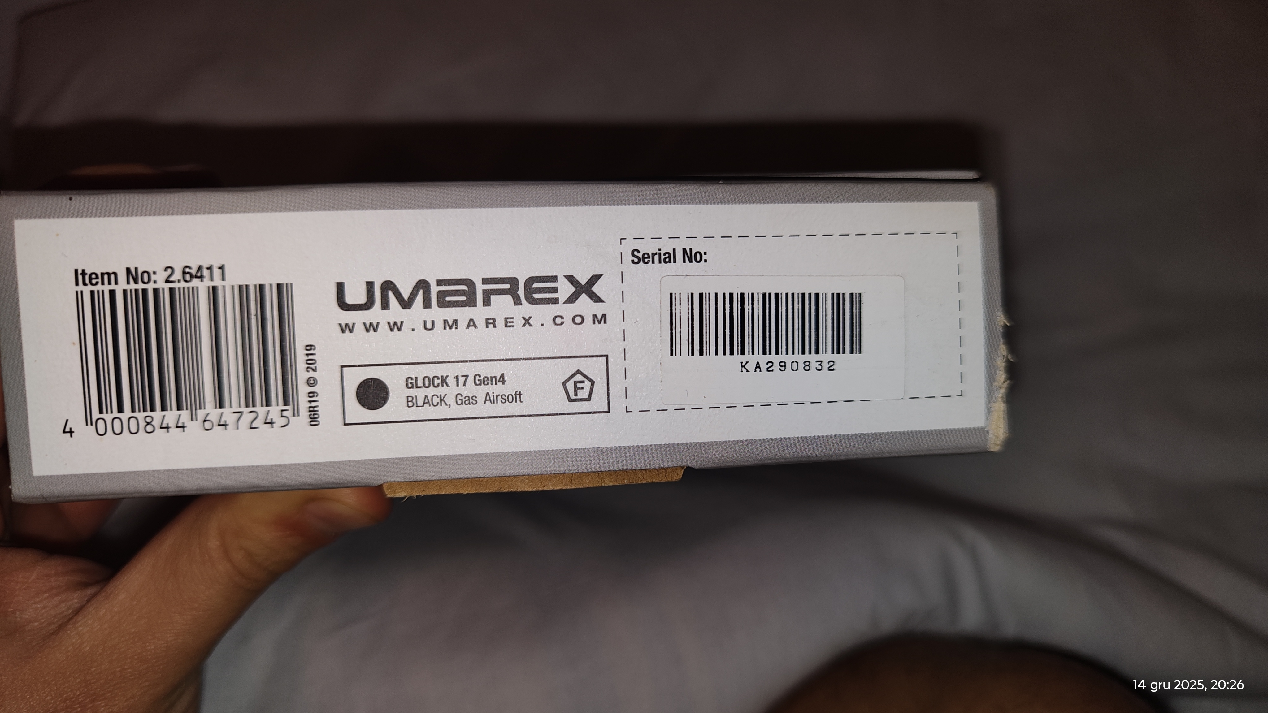 Glock 17 gen4 AIRSOFT GUN + 2mag + gaz + kulki.