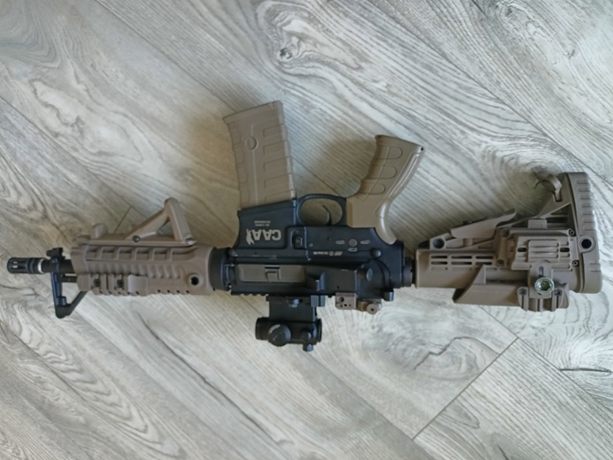 M4A1 CQB King Arms "Full Metal"