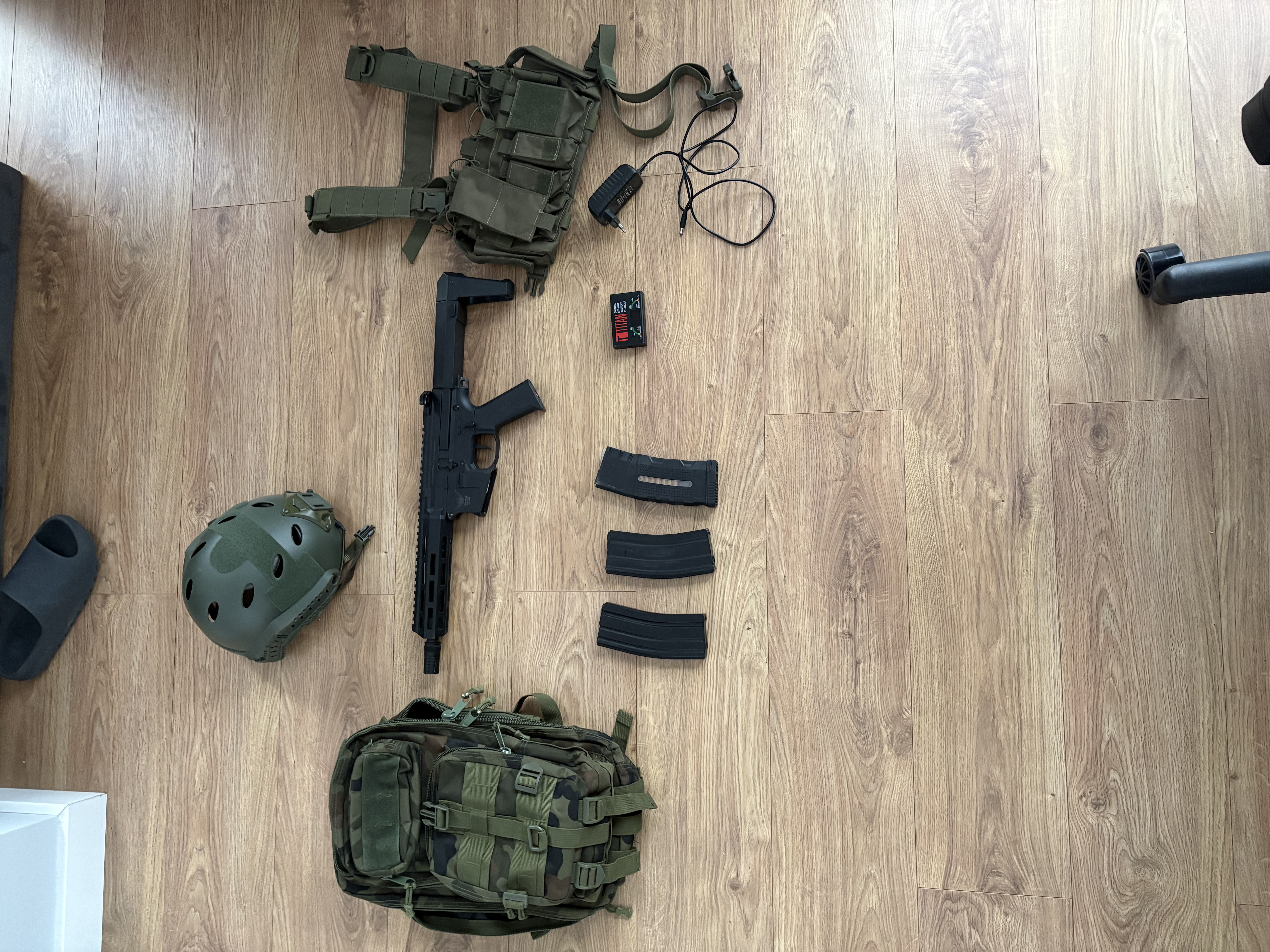 zestaw airsoftowy dla początkującego