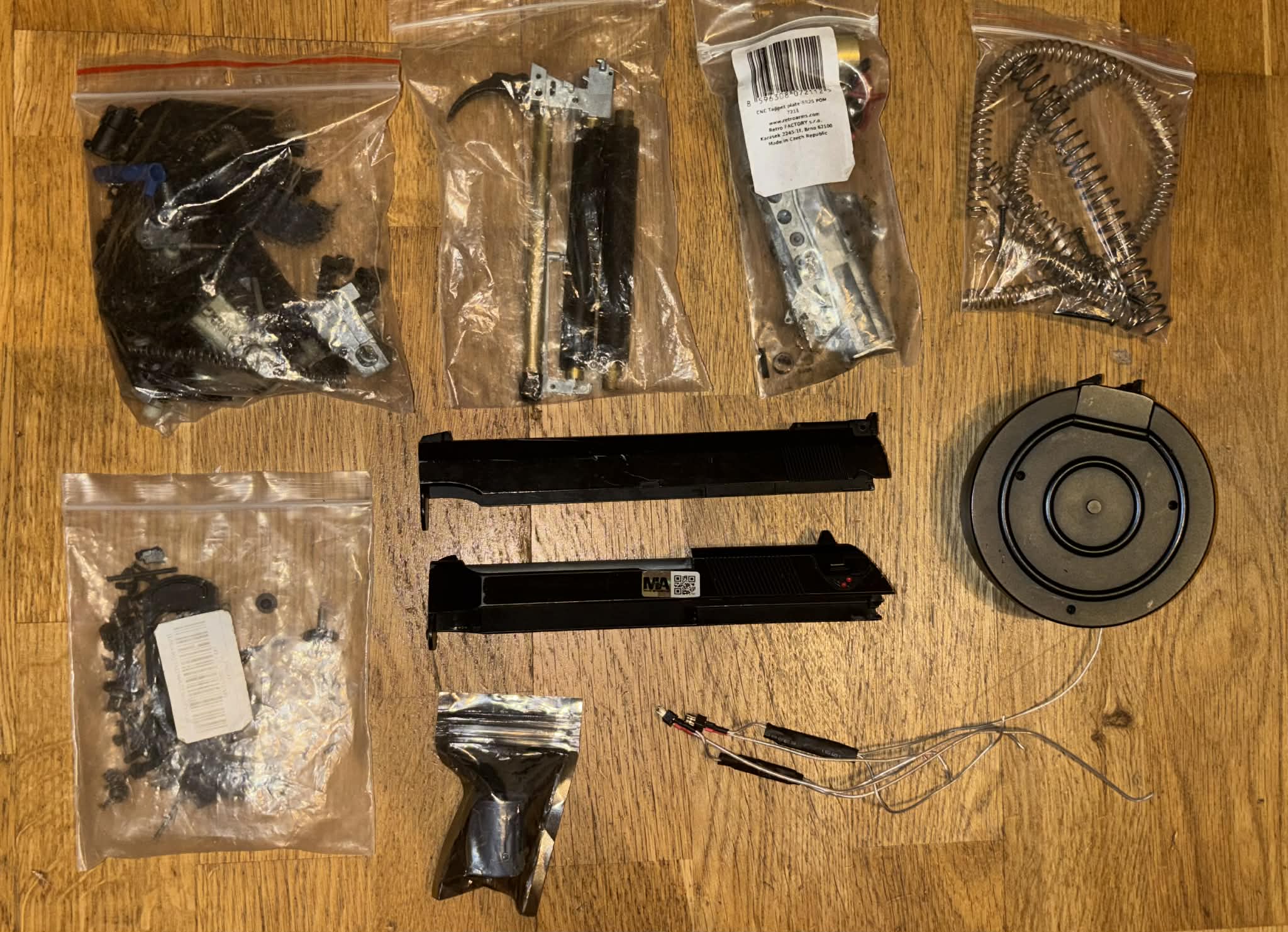 Cm.121+Cm.126+ dużo części do cymoklamek (Cena do uzgodnienia)