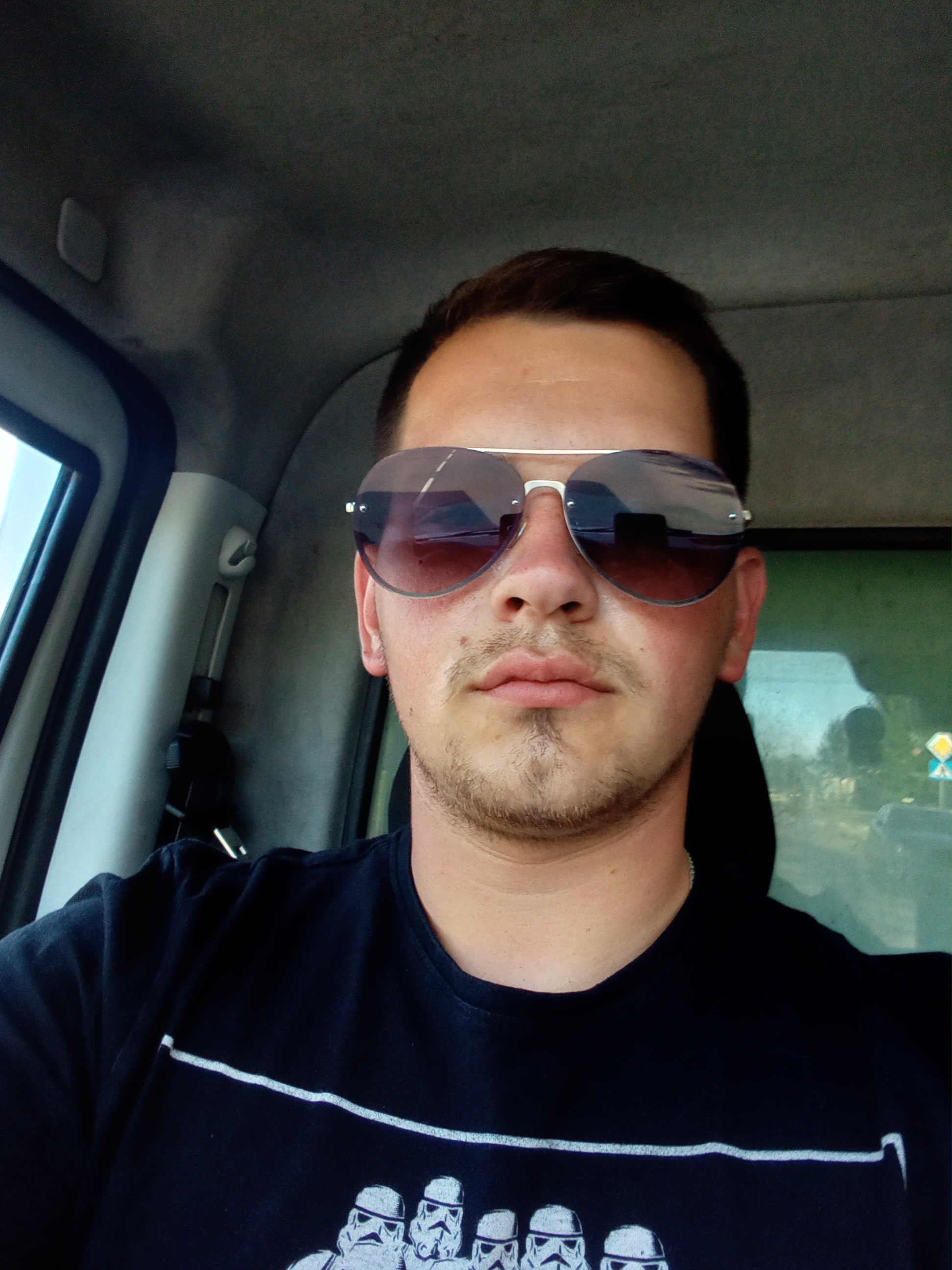 Skowron 25