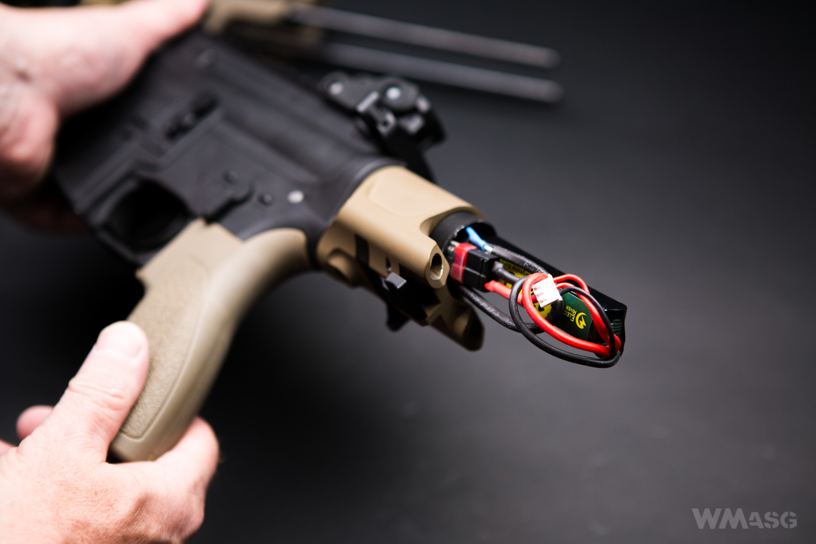 Specna Arms SA -E12 PDW Edge BK-TAN (sesja w studio)