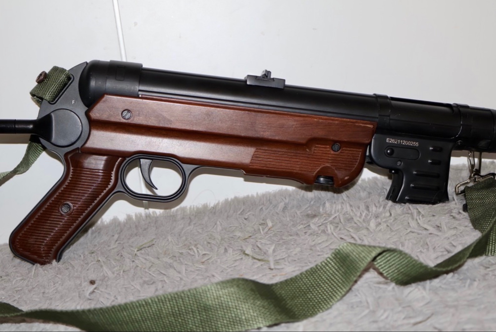 Sprzedam MP40 Aeg mp007 Cybergun