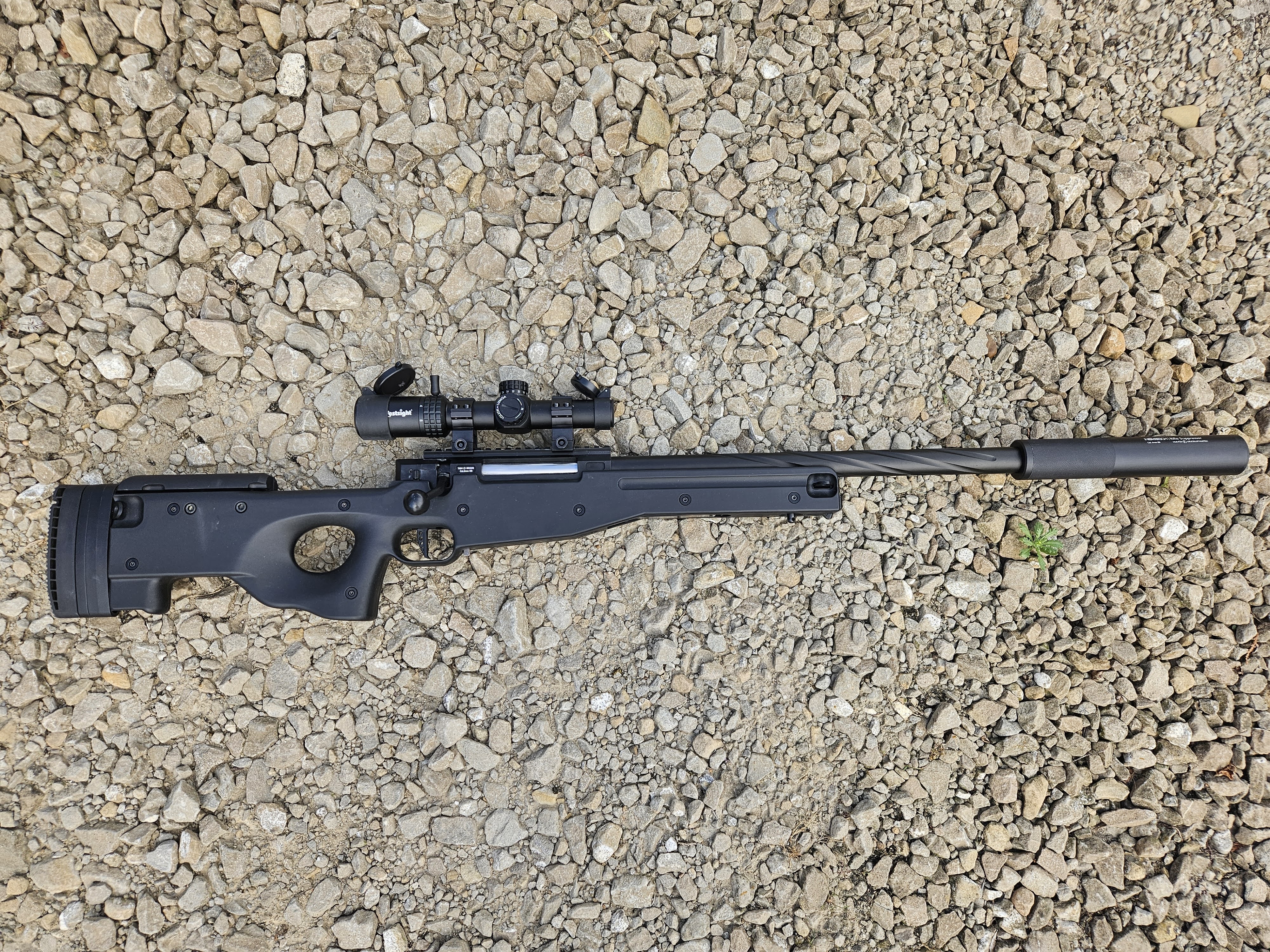 Replika wyborowa SSG96 Novritsch 550fps po tuningu tłumik luneta