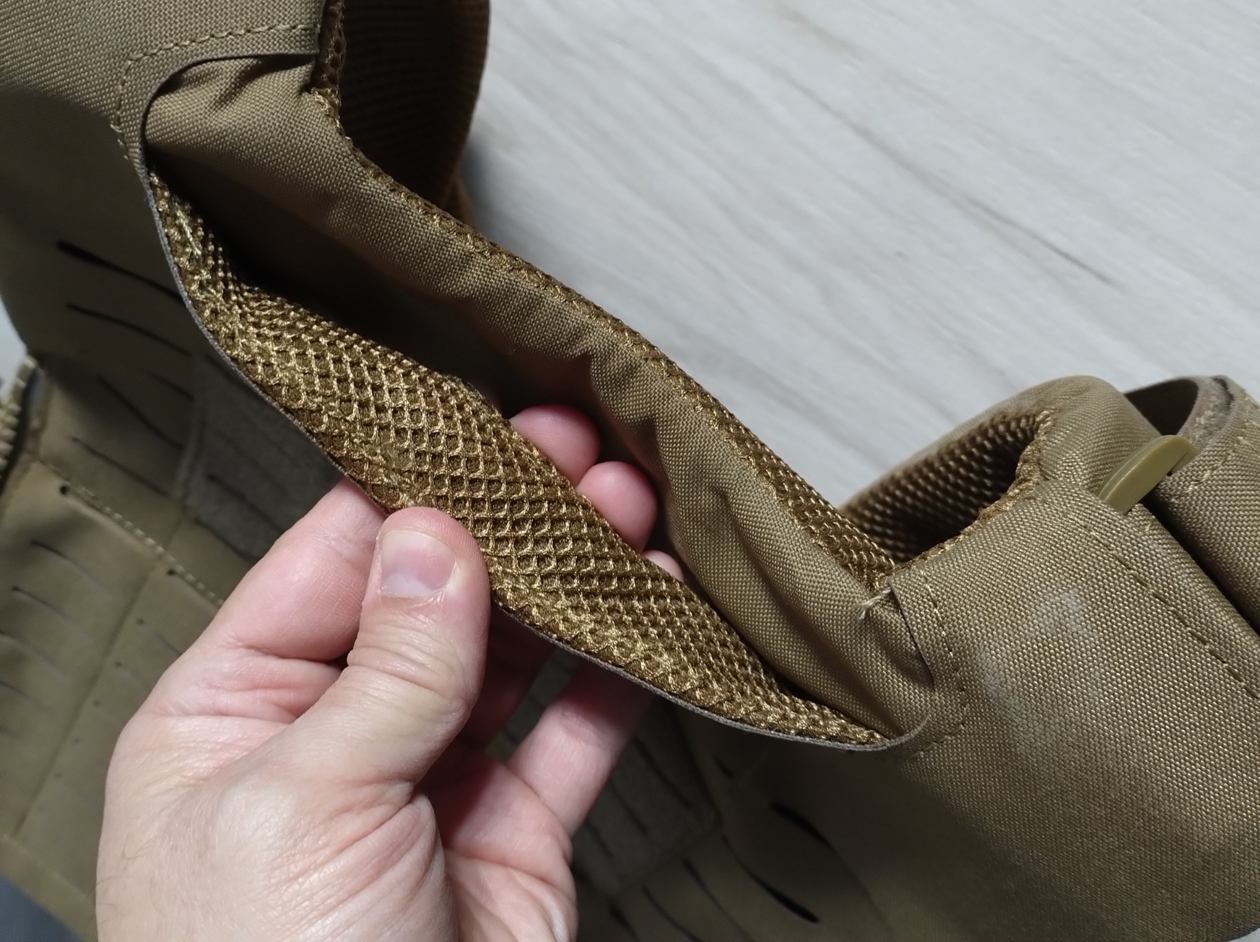 Kamizelka taktyczna Plate Carrier MOLLE - różne modele, hurt od 10 szt.