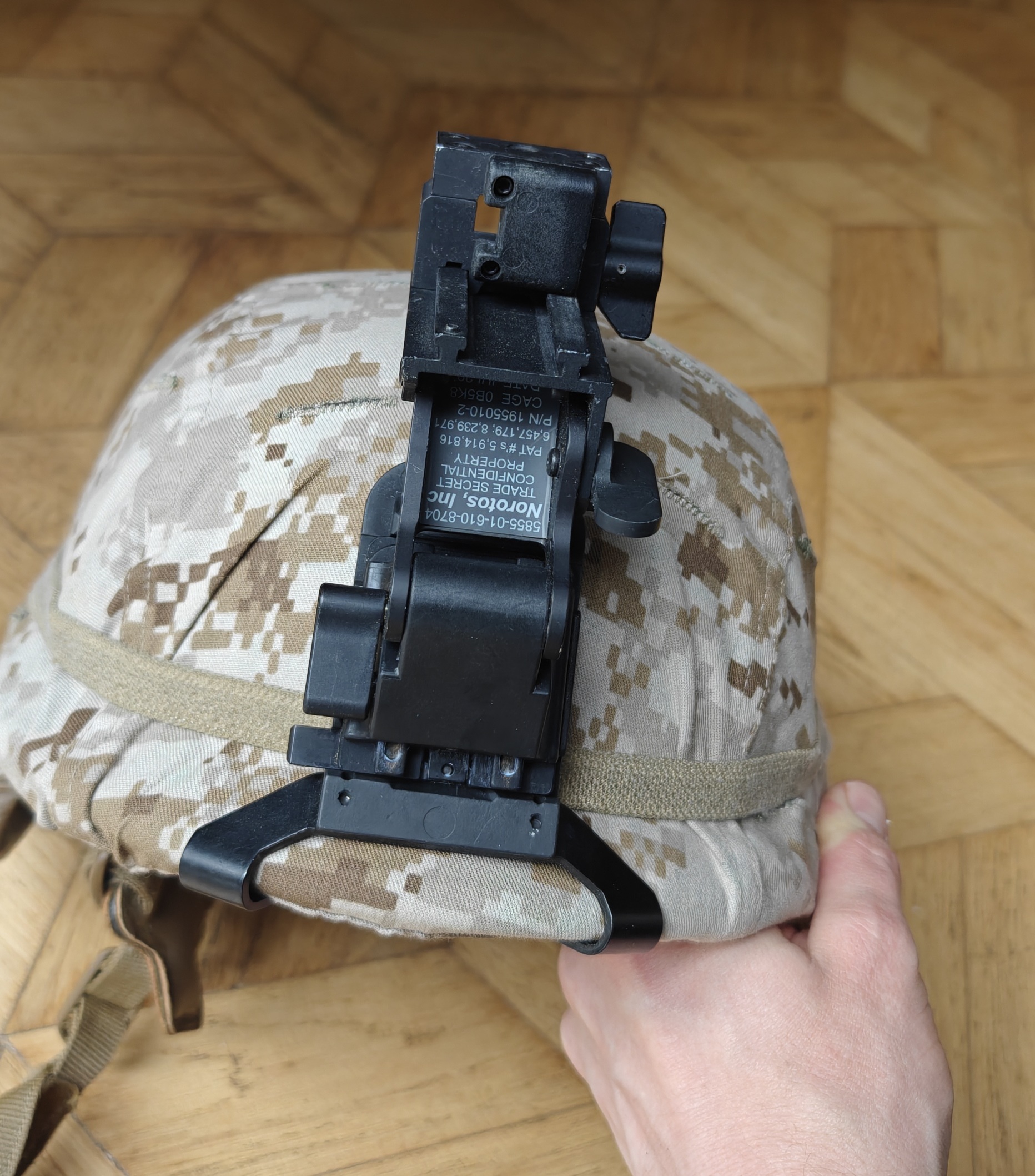 Ramię Norotos Rhino II NVG PVS noktowizor PVS-14