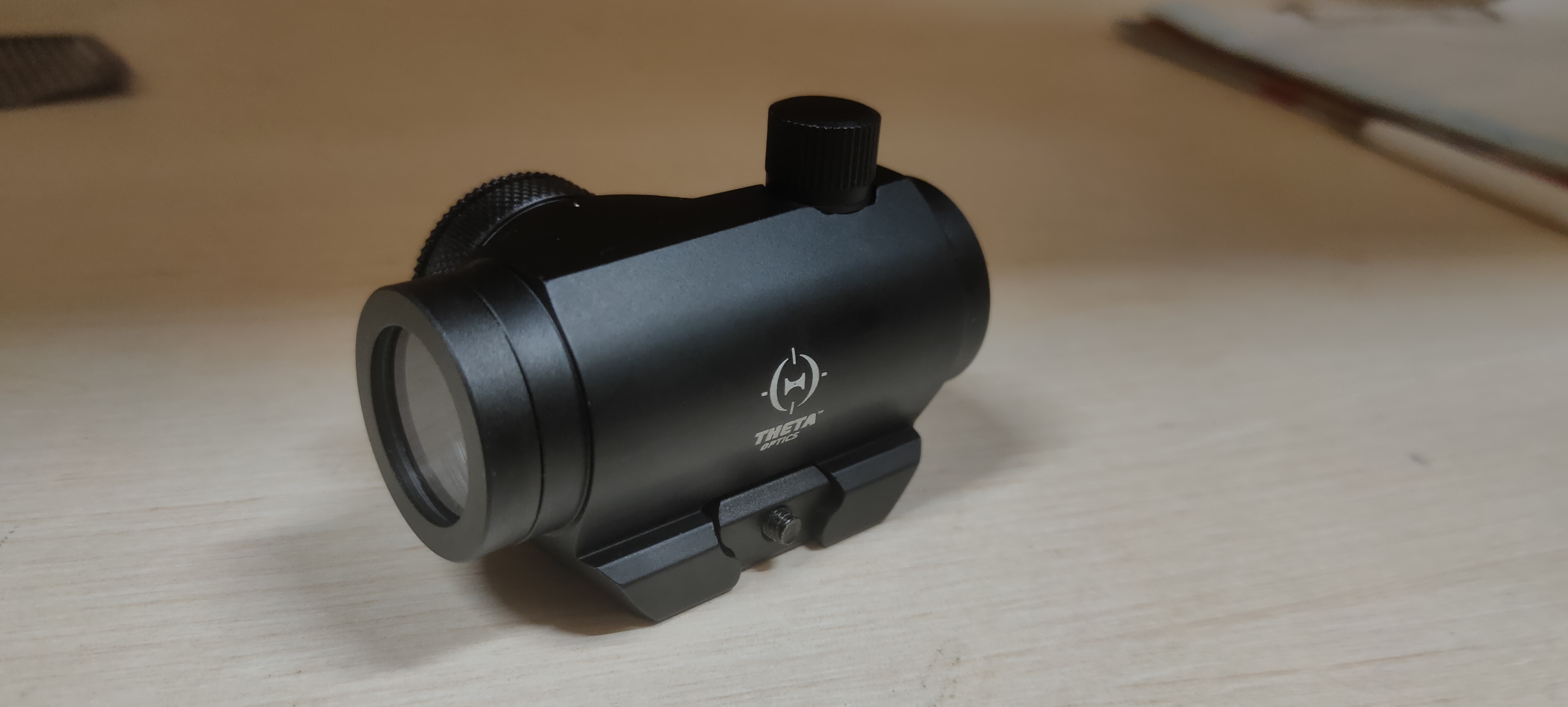 Celownik kolimatorowy Theta Optics™ Compact-nowy