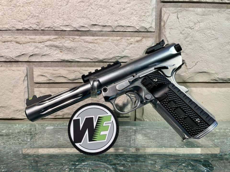 New replicas from the Galaxy series in the WE offer