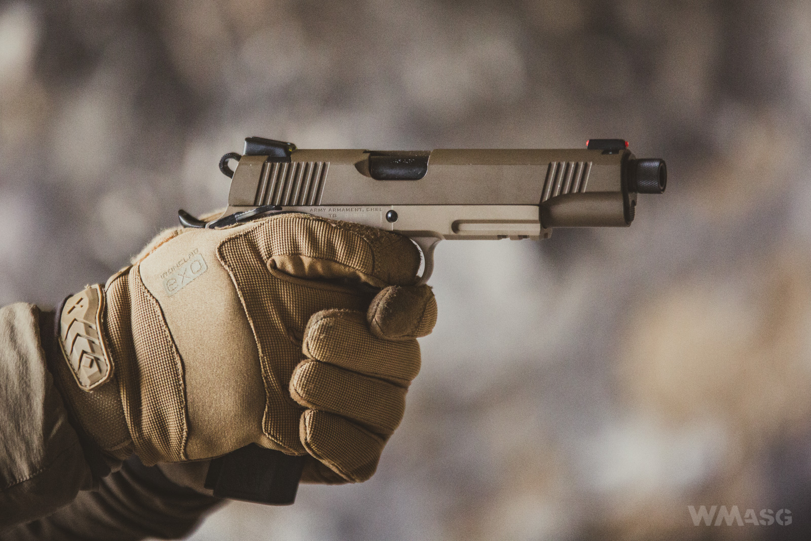 ARMY ARMAMENT R32 SANDSTORM VOL. 3