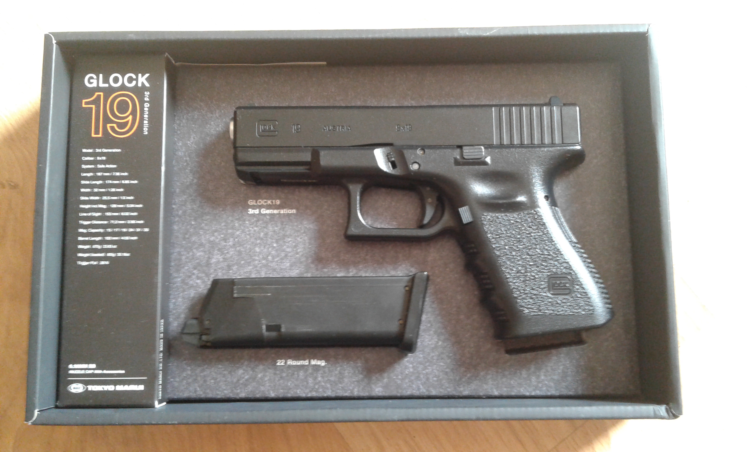 Glock 19 gen.3, G19, Tokyo Marui, Lufa Nine Ball non-recoil
