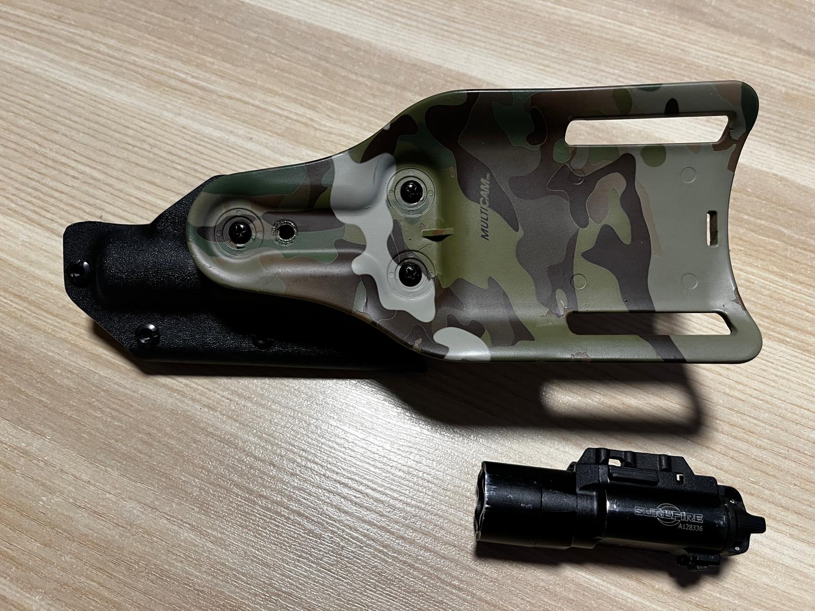 kabura uniwersalna + latarka SF