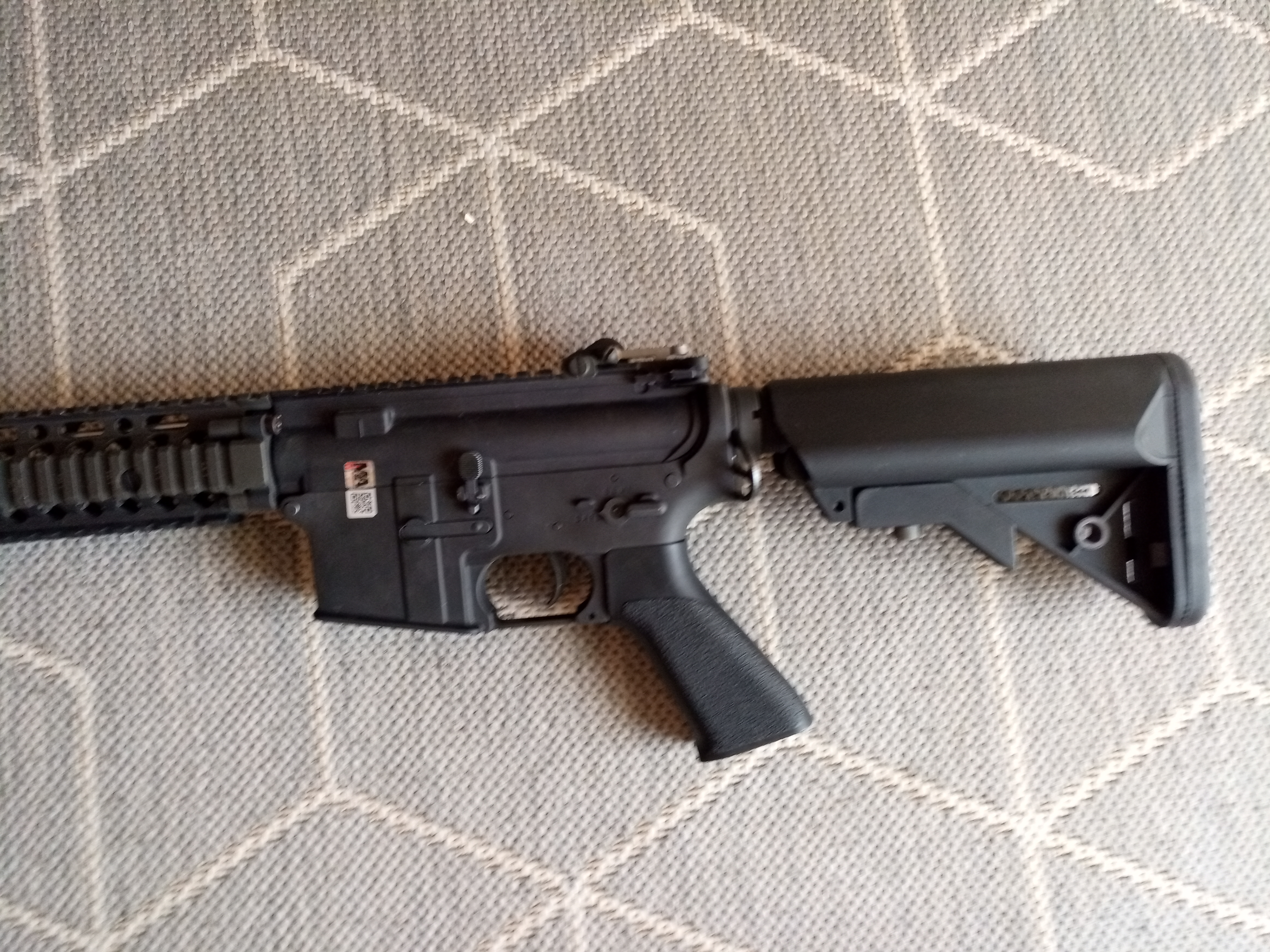 3 repliki m4 E&L