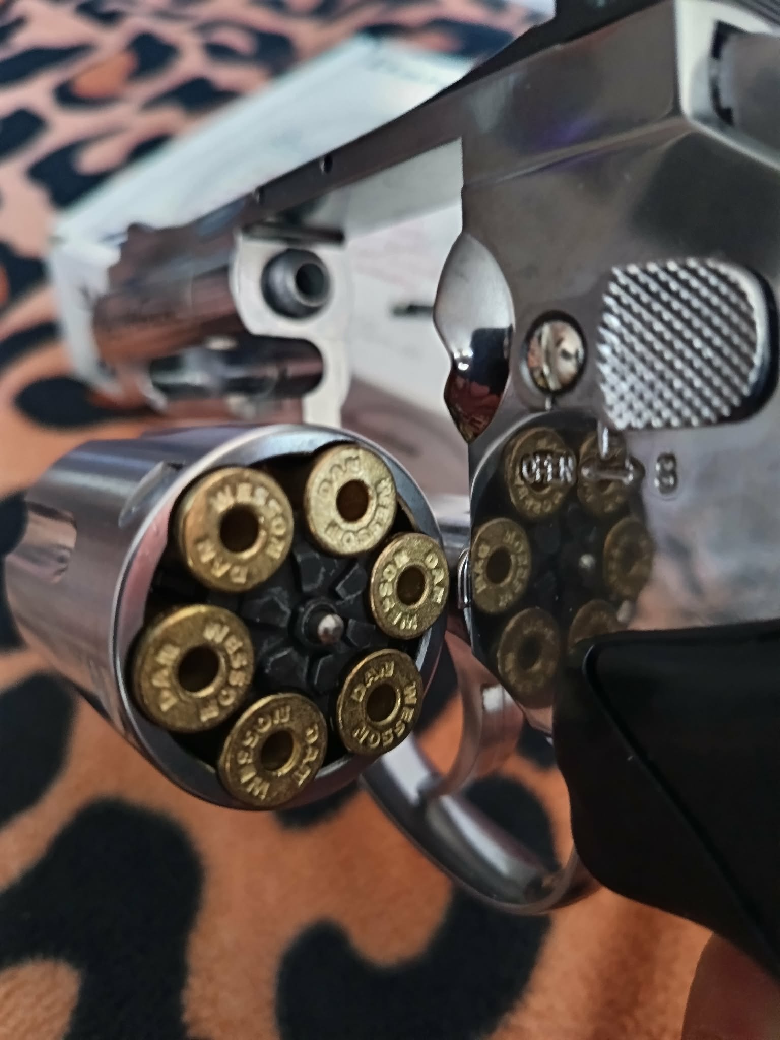 Rewolwer Dan Wesson 2.5