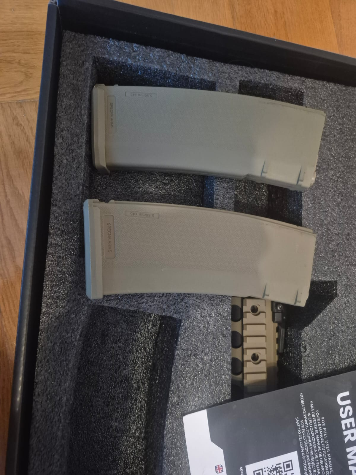 Replika karabinka RRA SA-E05 EDGE 2.0™ GATE ASTER- Half-Tan