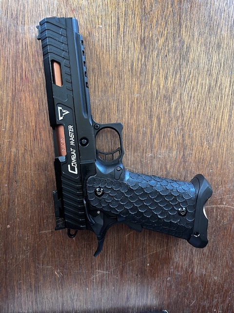 Combat Master TT John Wick R601