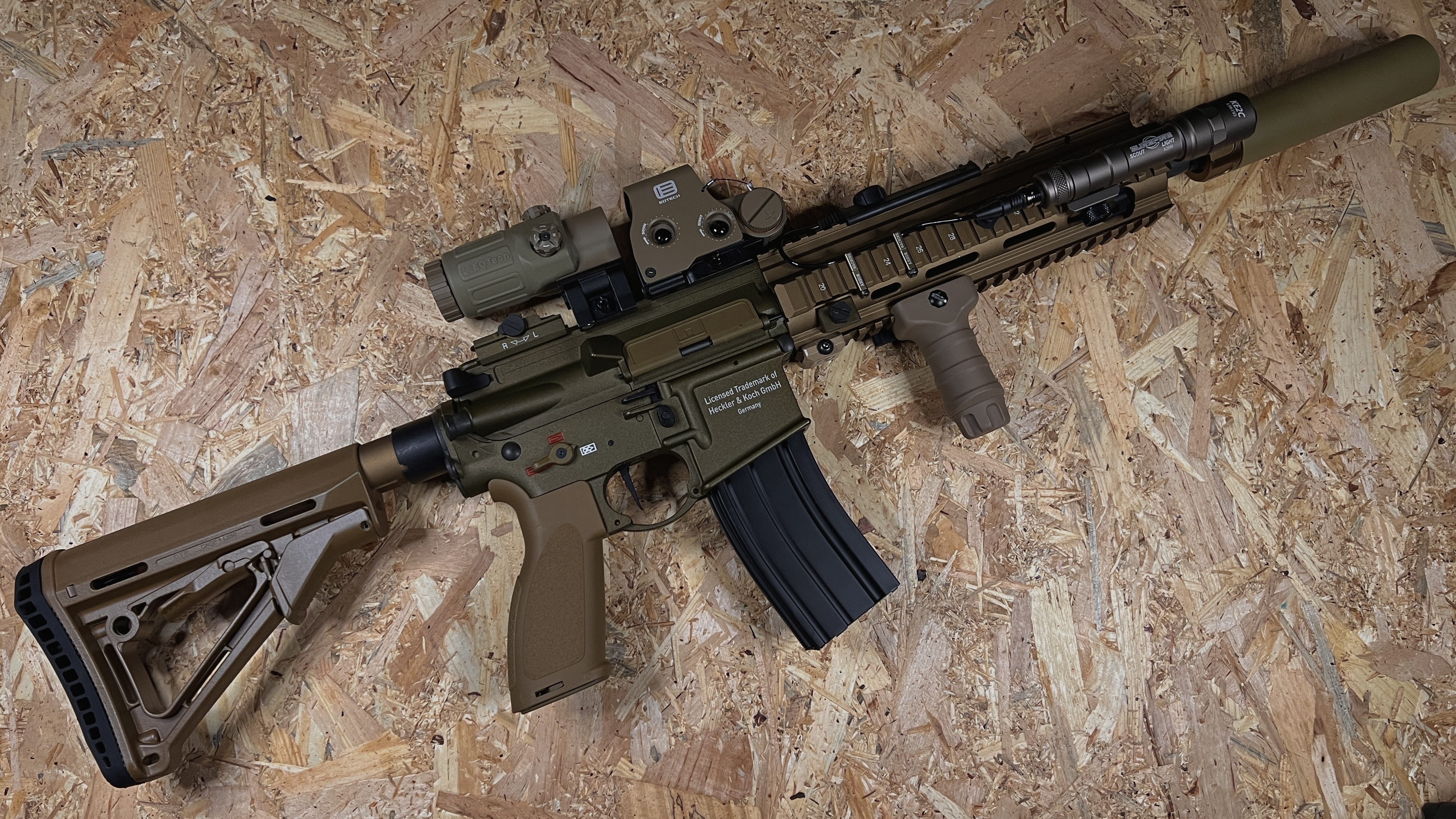 Wydmuszka VFC HK416 A5 RAL8000