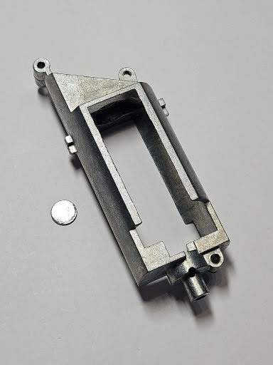 Części Thompson CYMA/King Arms koszyk silnika, stopka