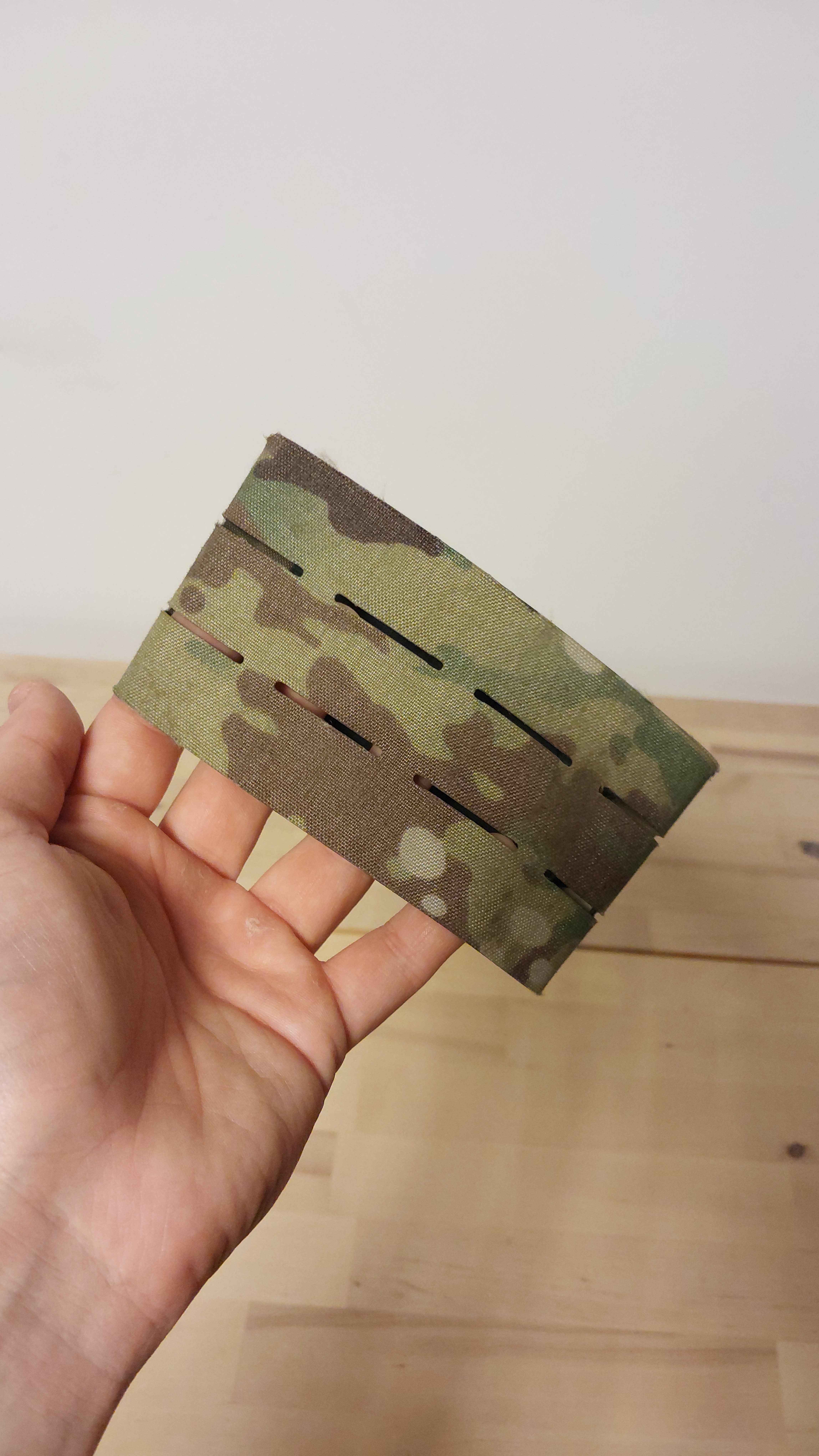 Direct Action Holster MOLLE Wrap - MultiCam, panel do kabury OWB