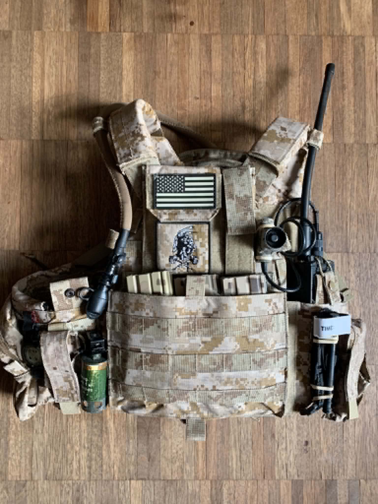 Kamizelka LBT 6094A AOR1 Shekkingear plus Admin pouch, ładownica na magazynek pistoletowy 2X (AOR 1, AOR2, kopia LBT Navy seals)