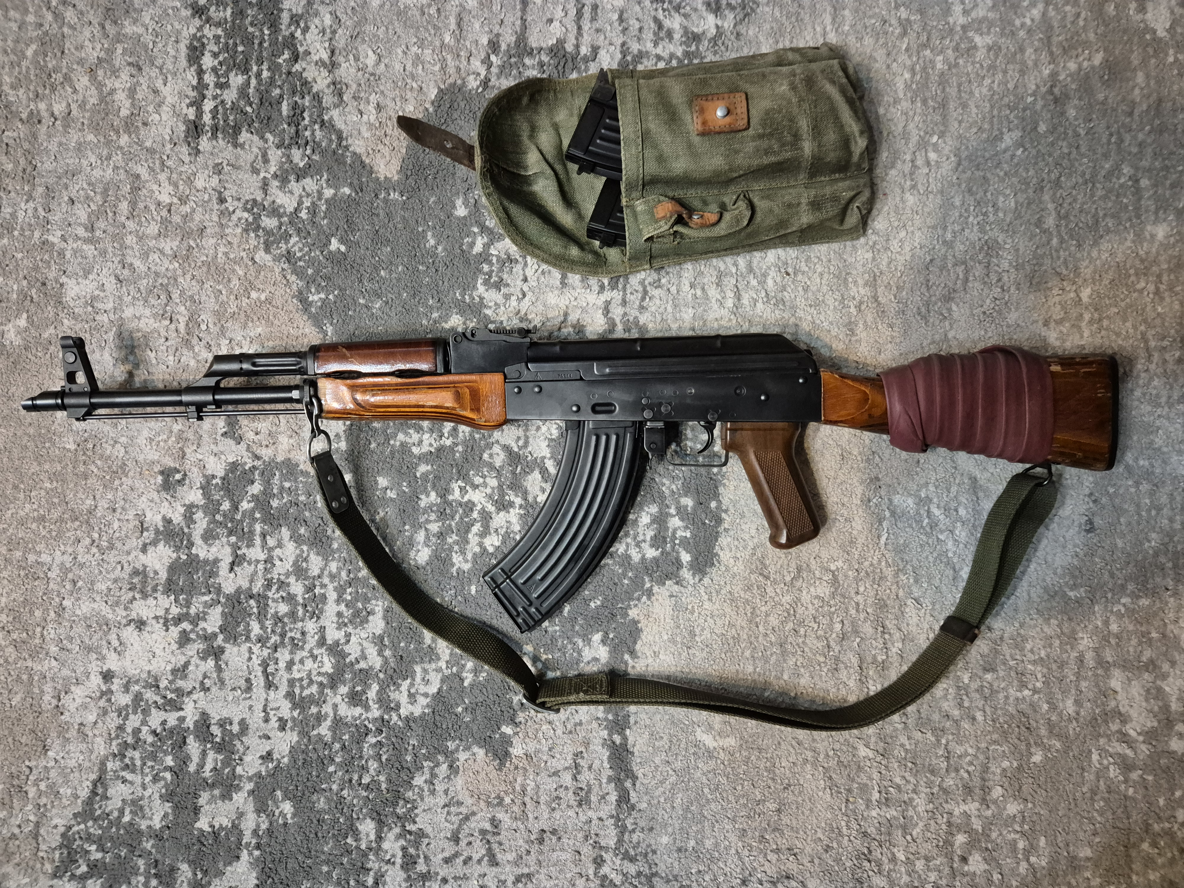 AKM LCT