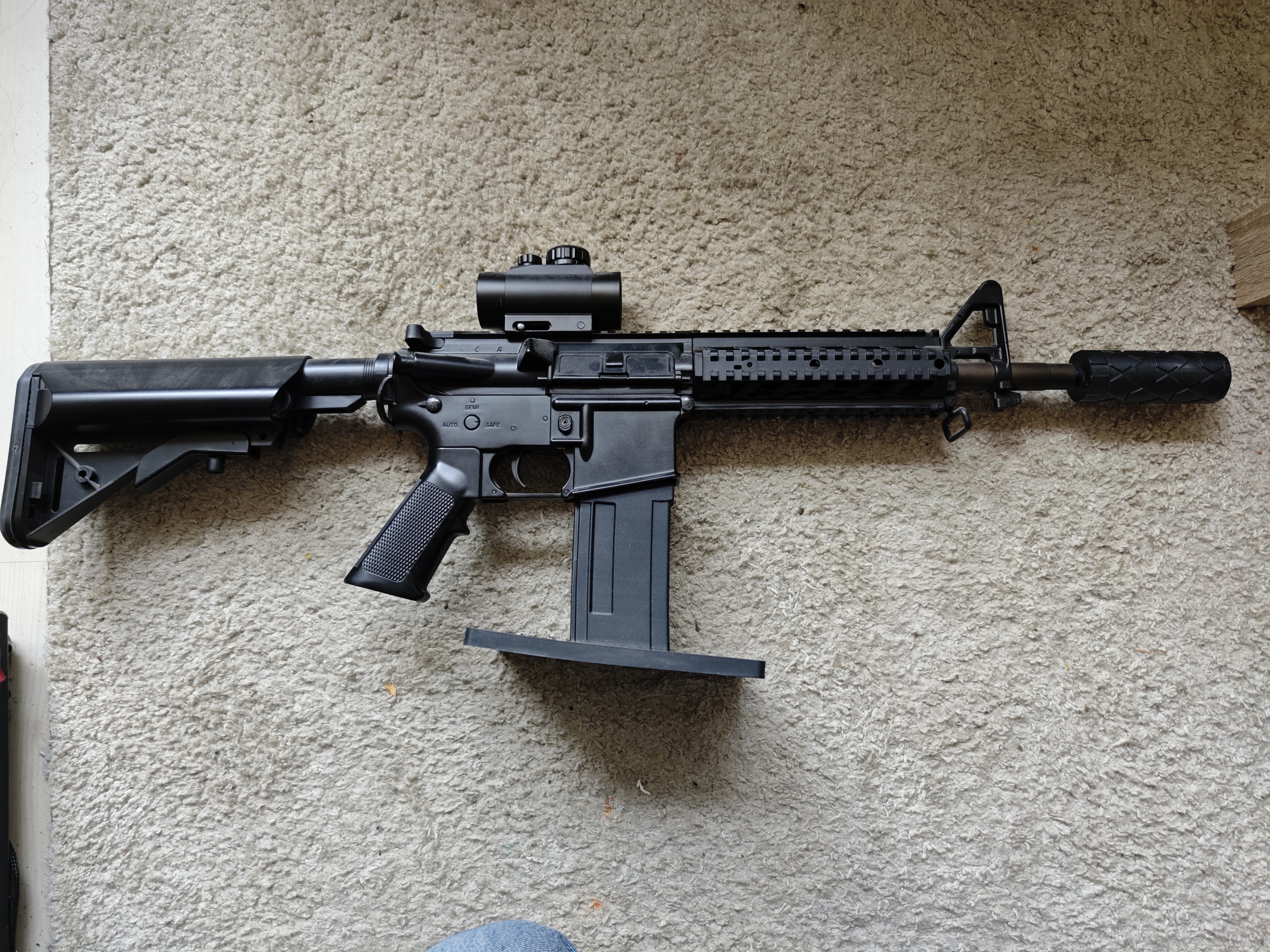 CM.517 + kolimator Theta Ops + dodatki