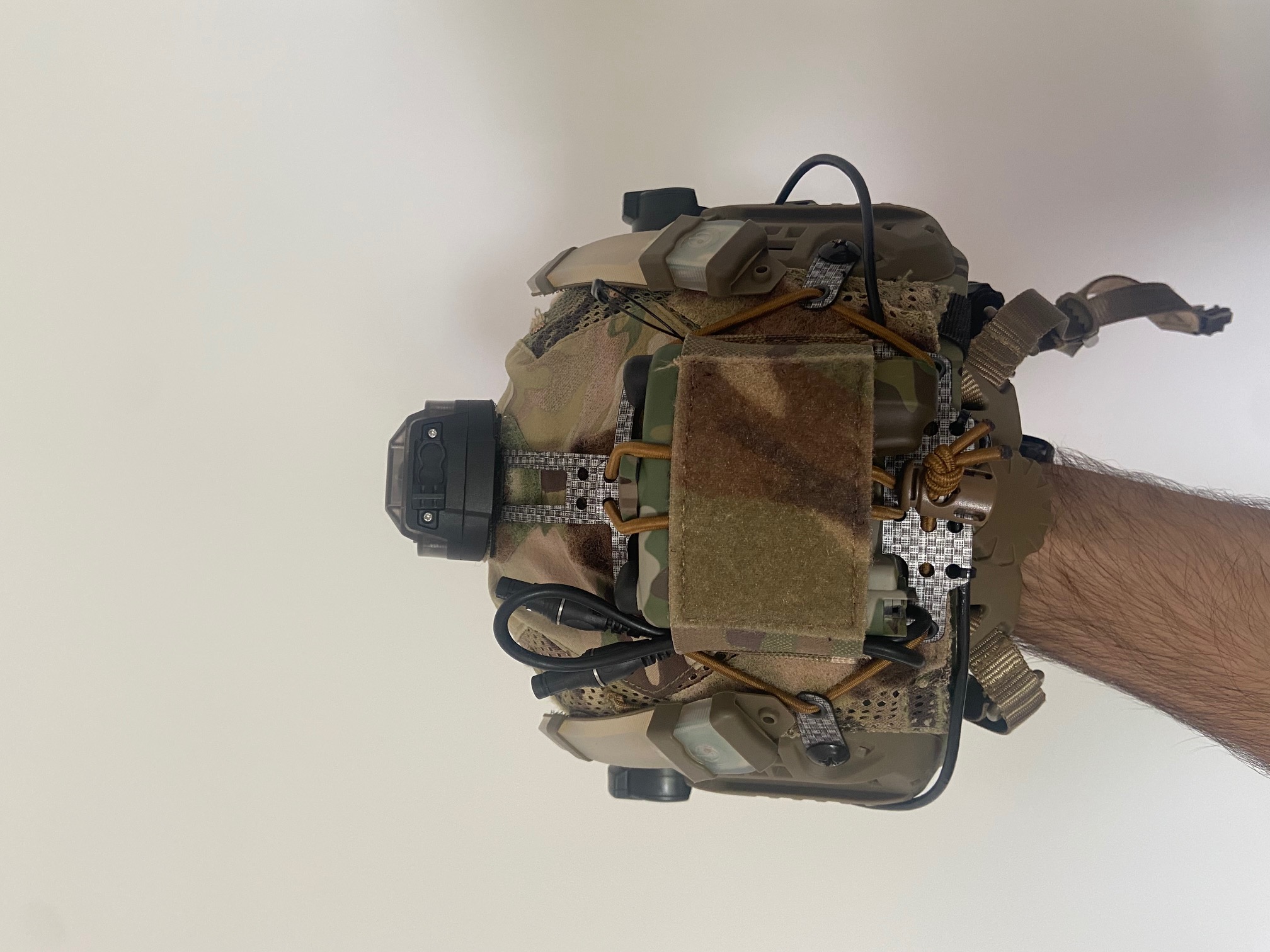 Hełm ASG GFC Tactical X-Shield - Arid MC Camo + dodatki