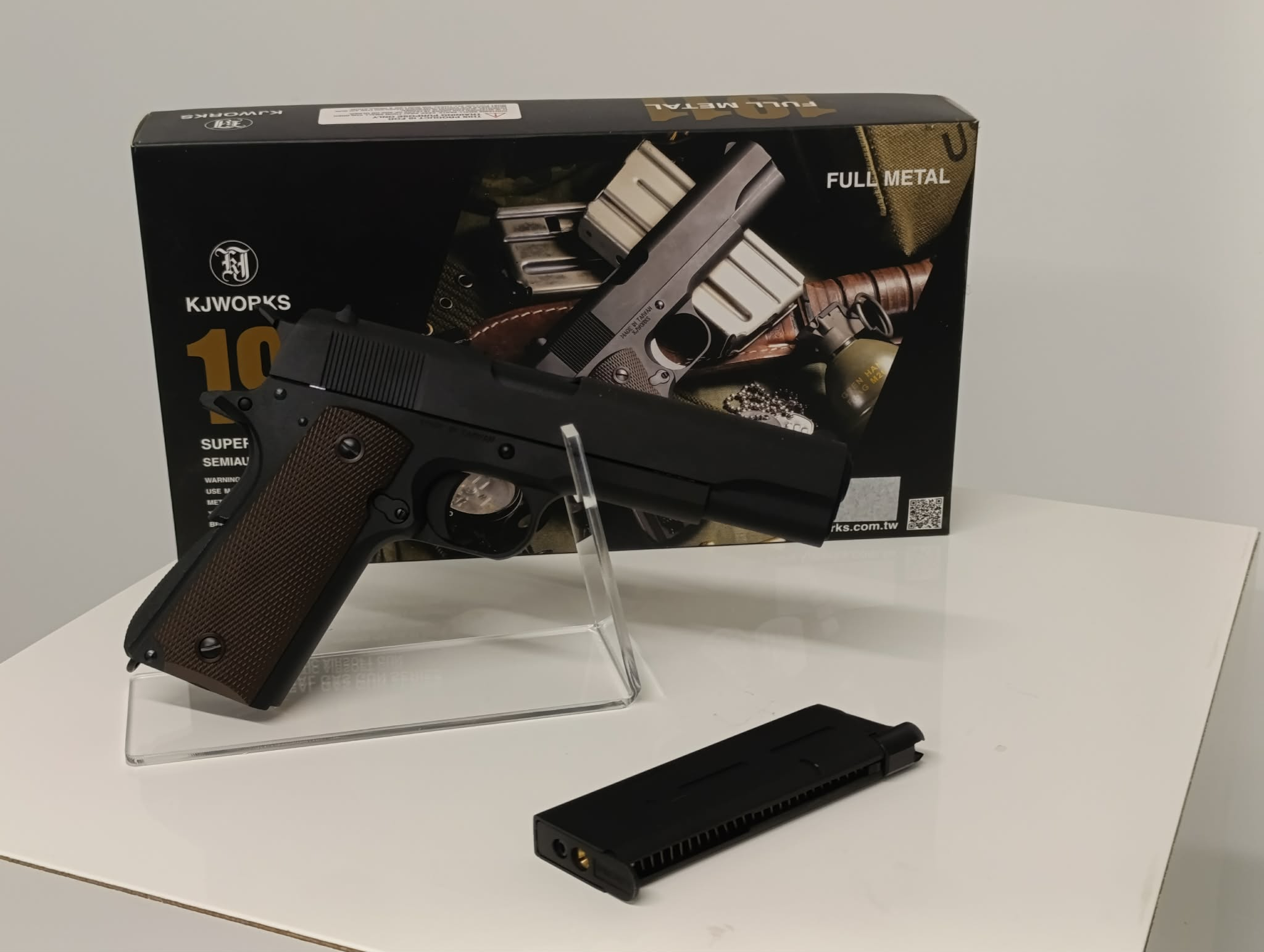 Nowa replika KJW KP-1911