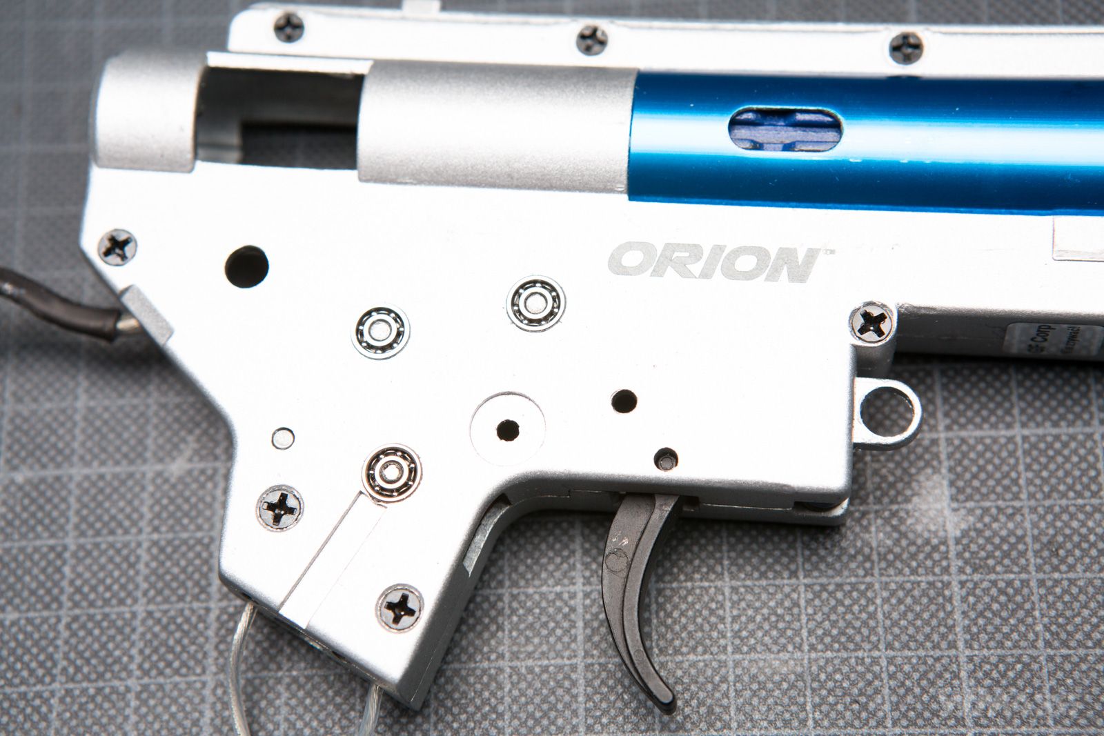 Specna Arms SA-E12 PDW - wewnątrz