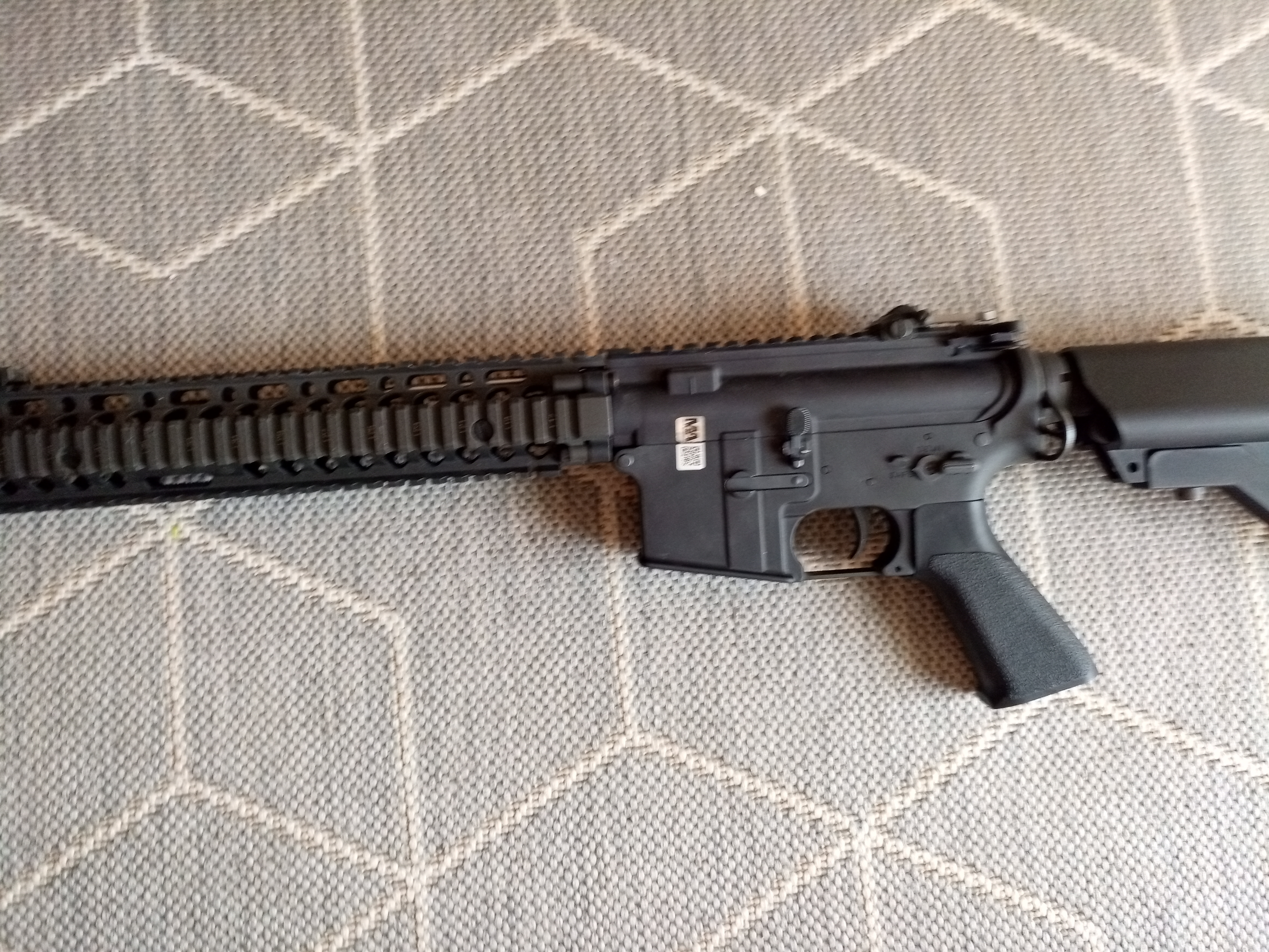 3 repliki m4 E&L