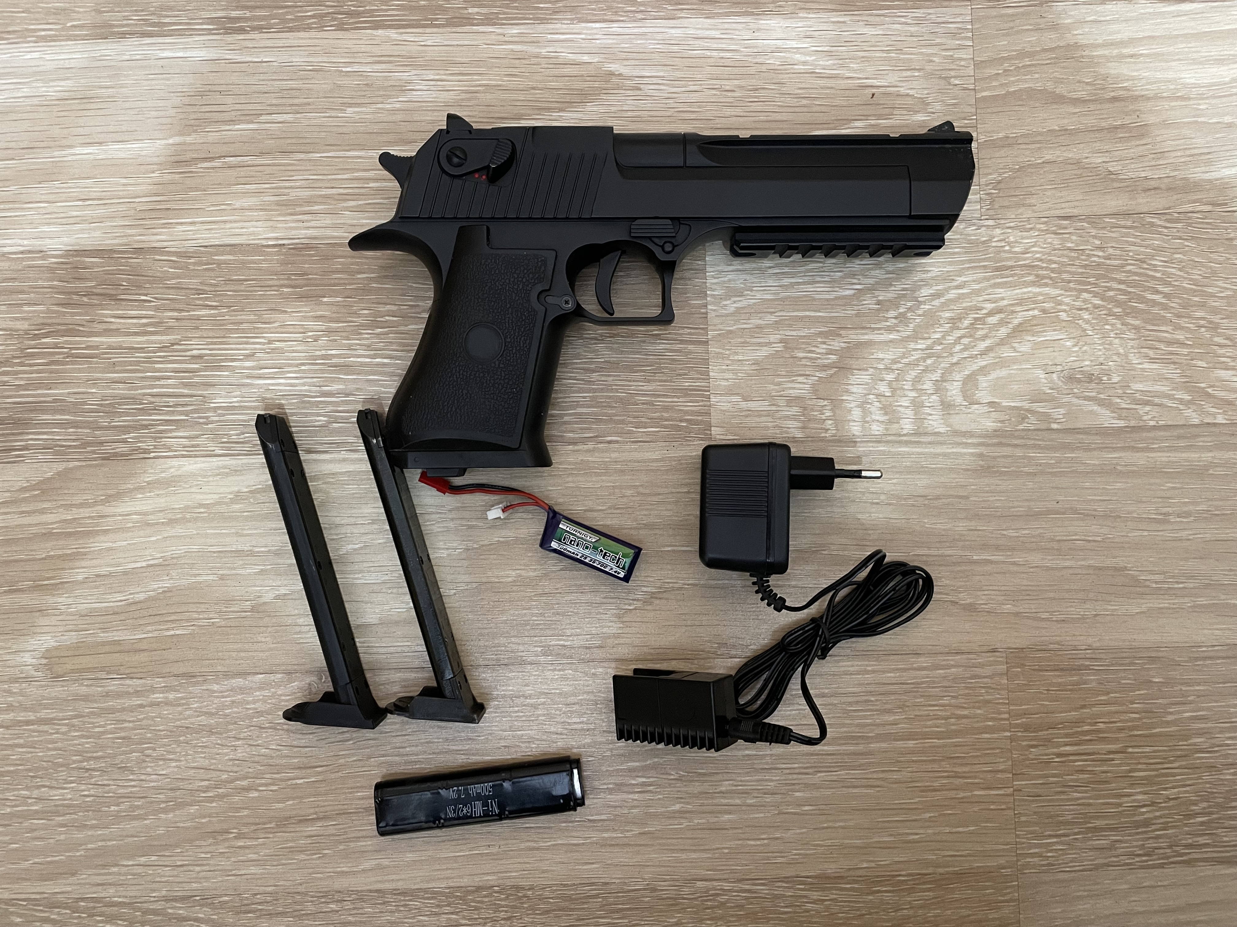 Desert Eagle cyma AEP