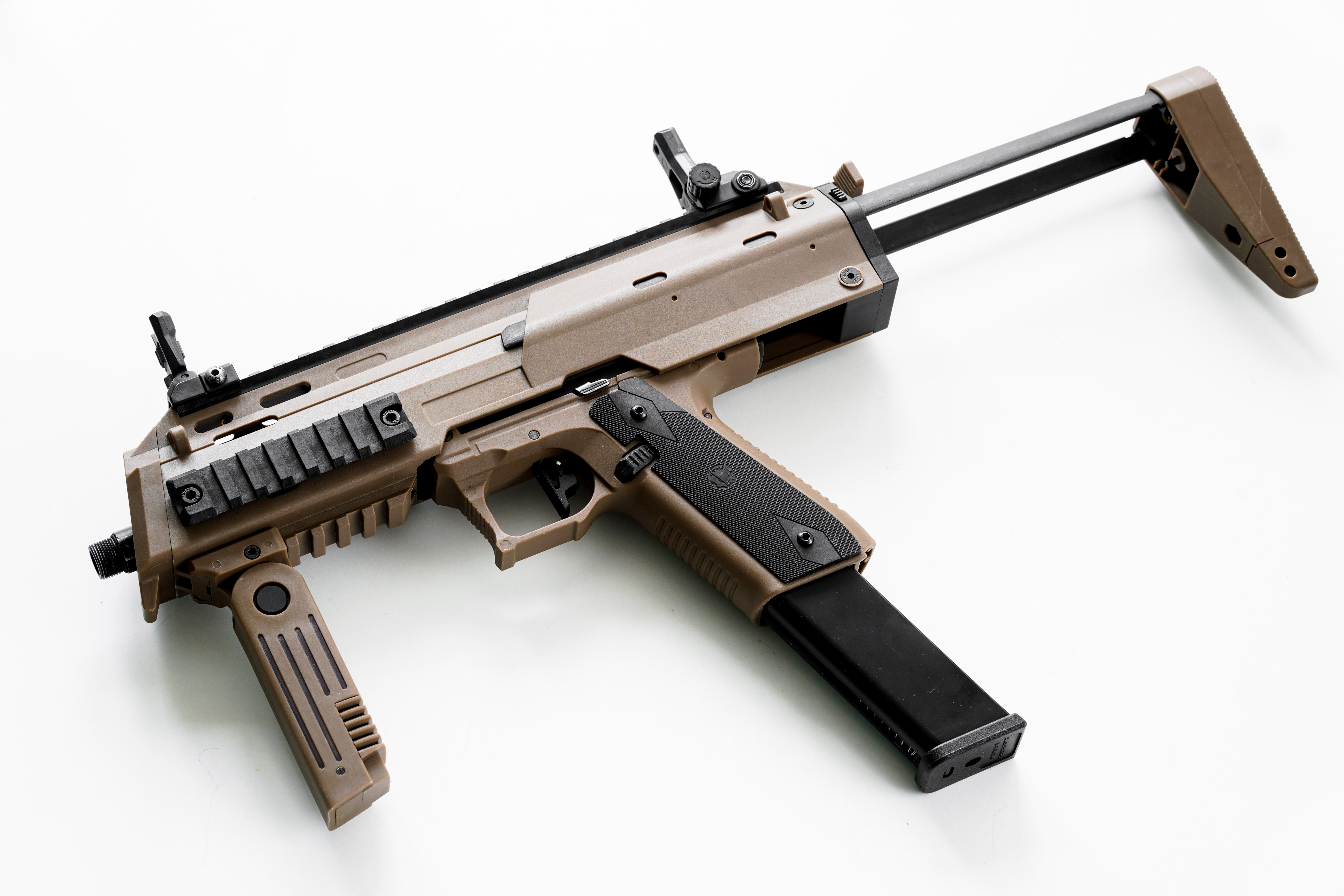 Aap 01 Tuning + CTM MP7 kit